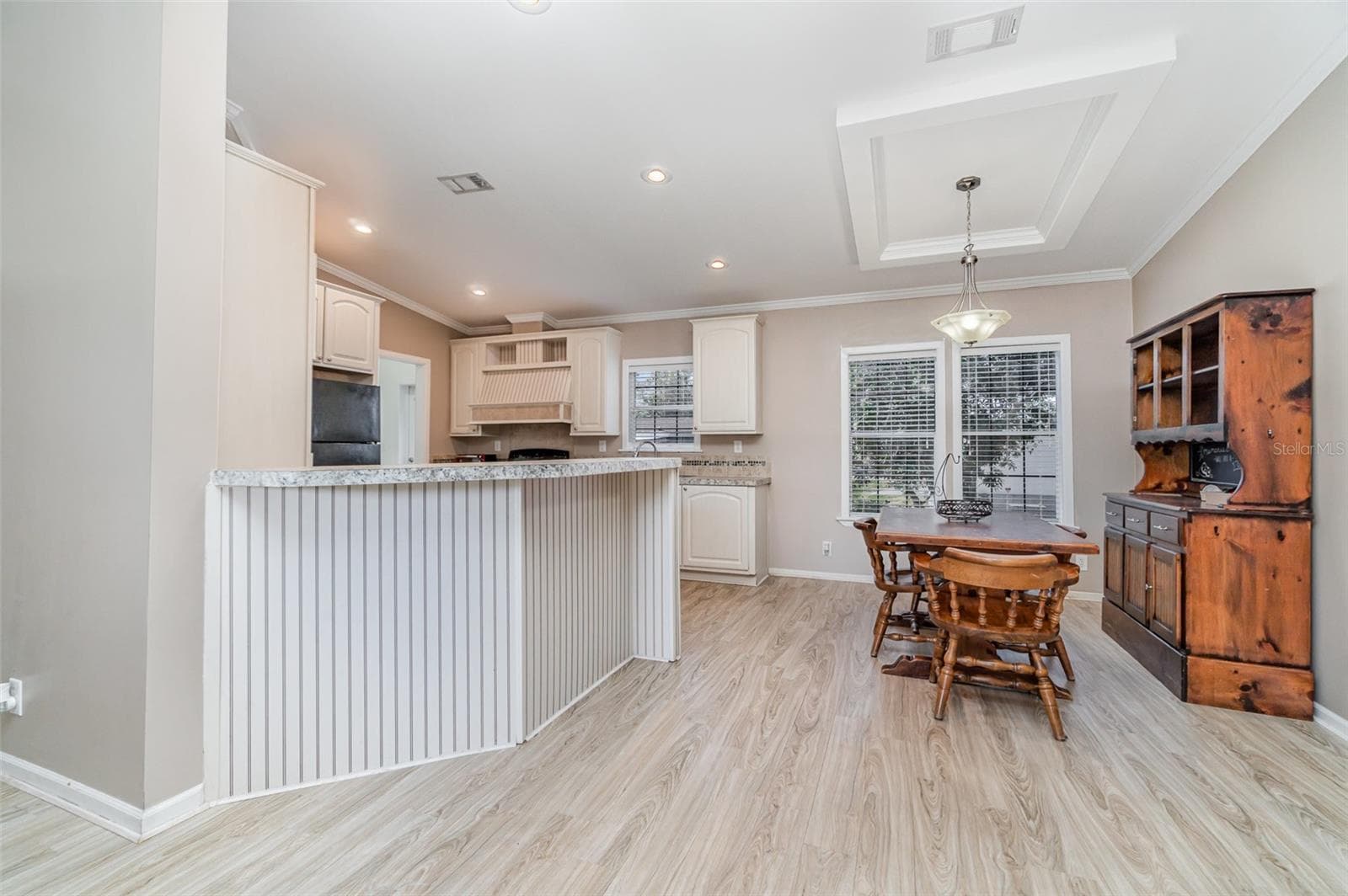 Manufactured Home at 1805 4TH ST SW, RUSKIN, photo 4 of 20