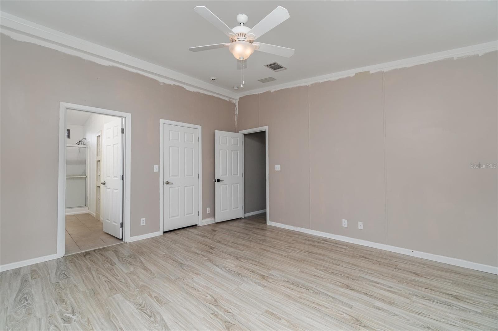 Manufactured Home at 1805 4TH ST SW, RUSKIN, photo 15 of 20
