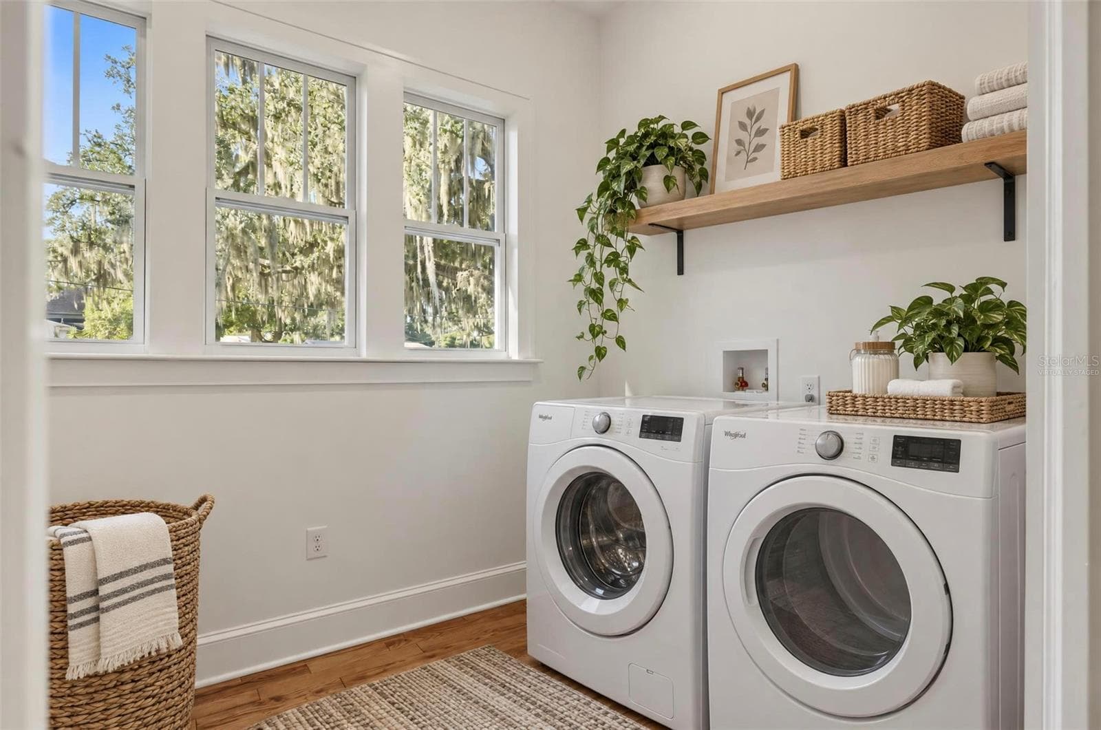 Virtually Staged- Laundry Room - 206 N HIGHLAND AVE, WINTER GARDEN