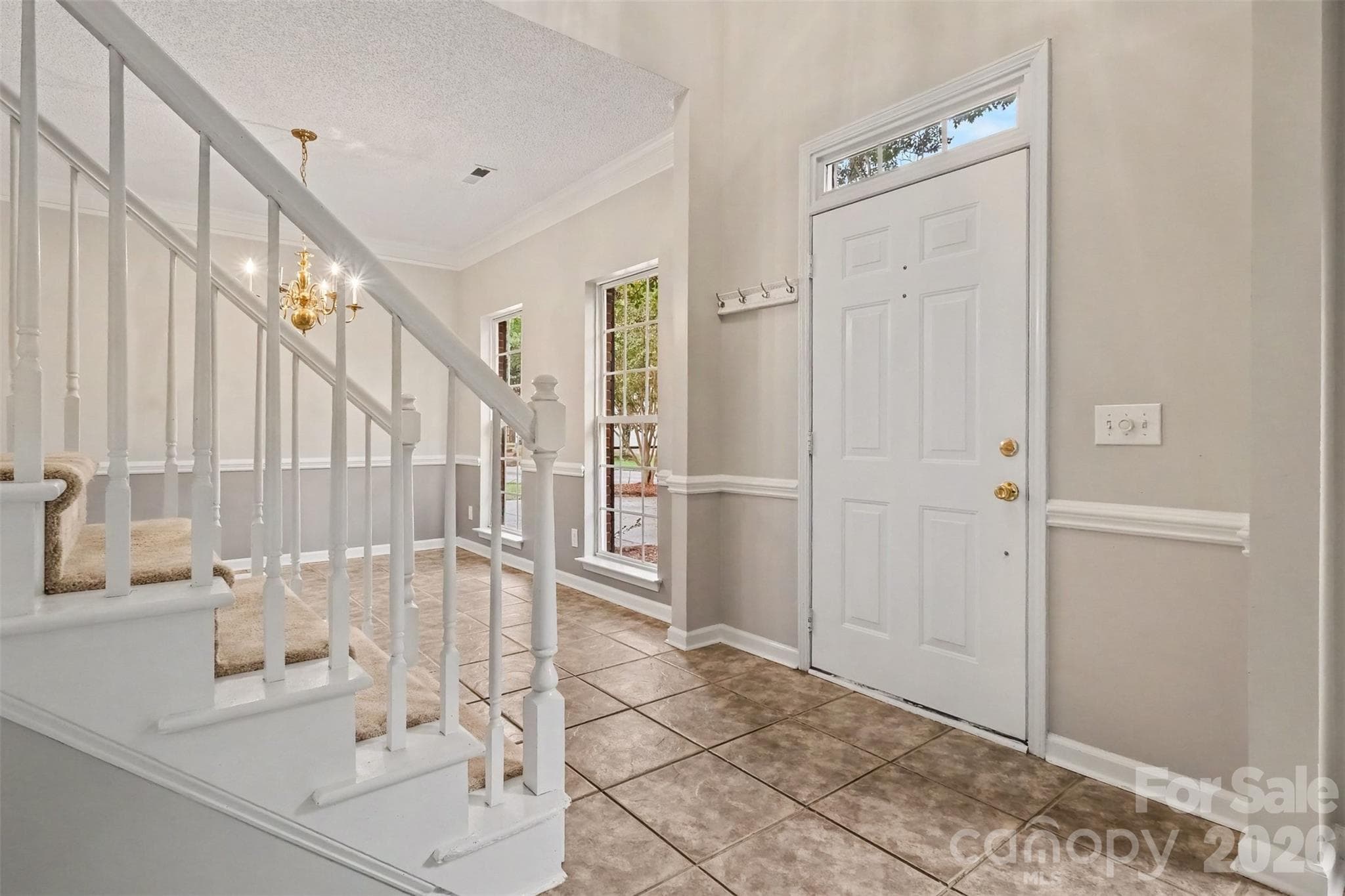 Single Family Residence at 1372 Yorkshire Place NW, Concord, photo 5 of 35