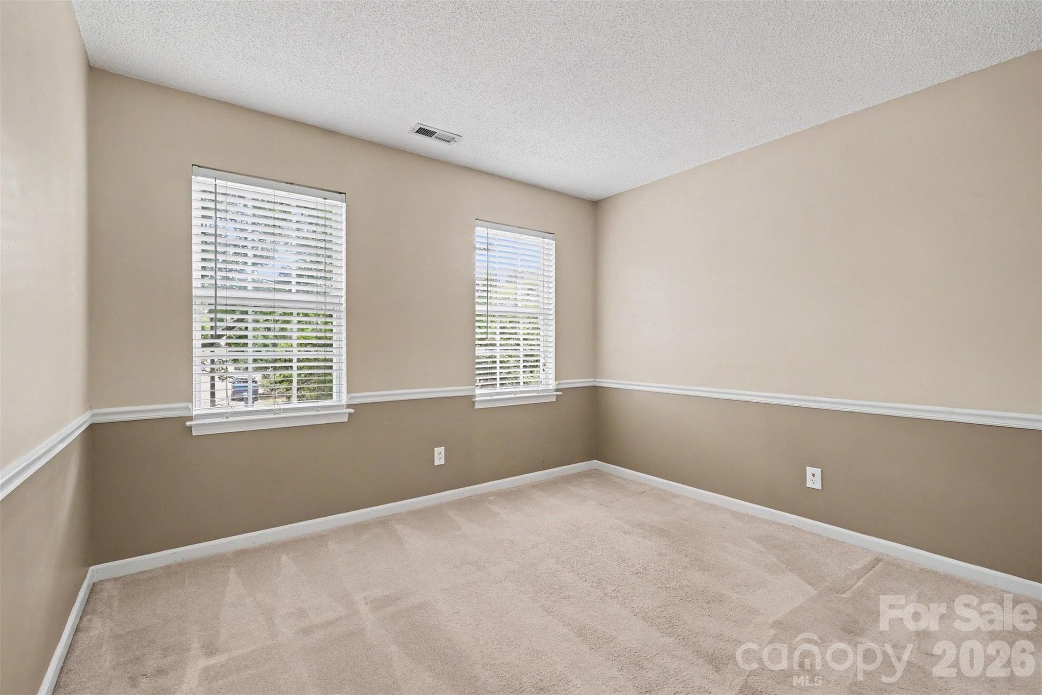 Single Family Residence at 1372 Yorkshire Place NW, Concord, photo 20 of 35