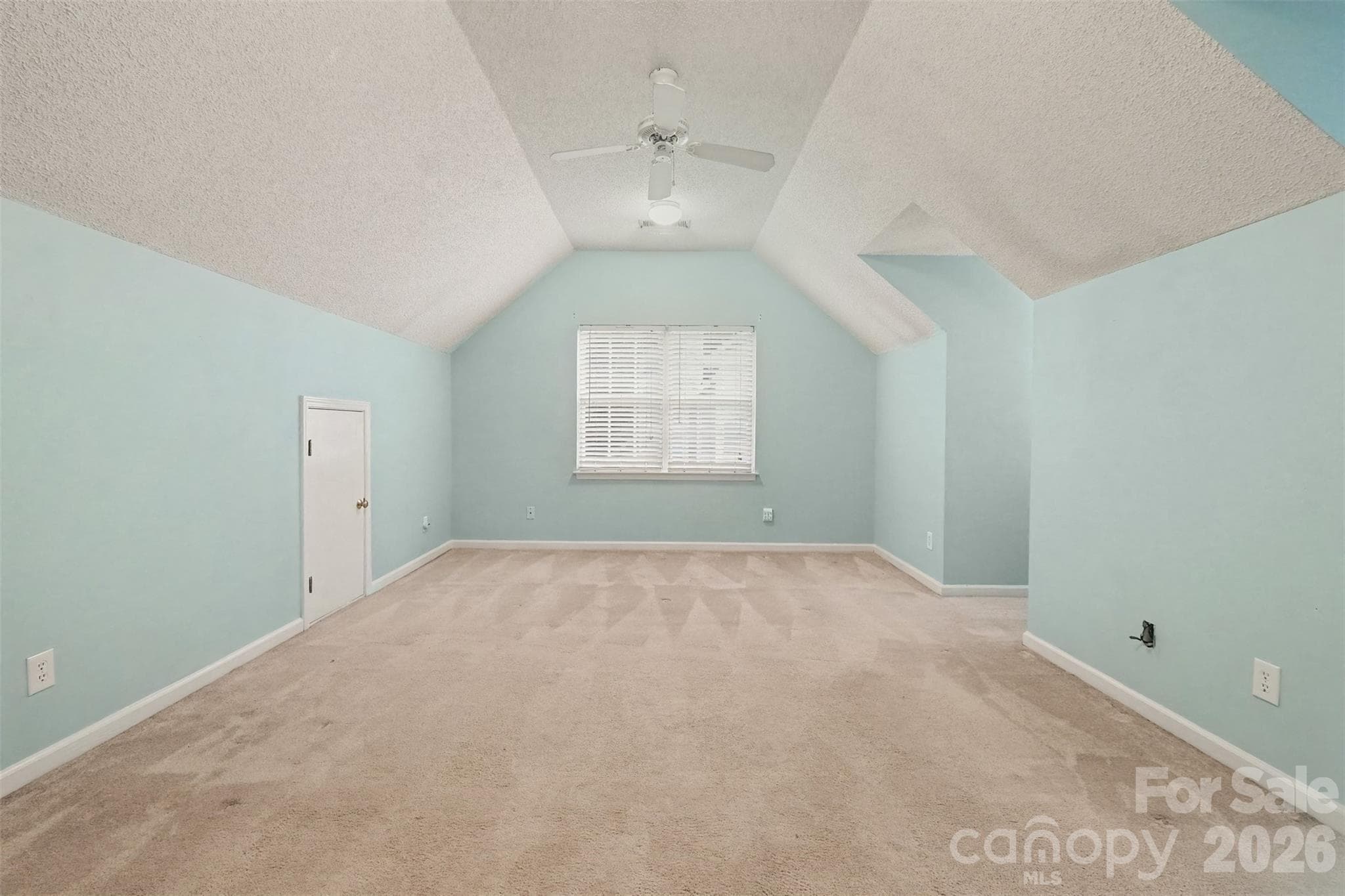 Single Family Residence at 1372 Yorkshire Place NW, Concord, photo 24 of 35