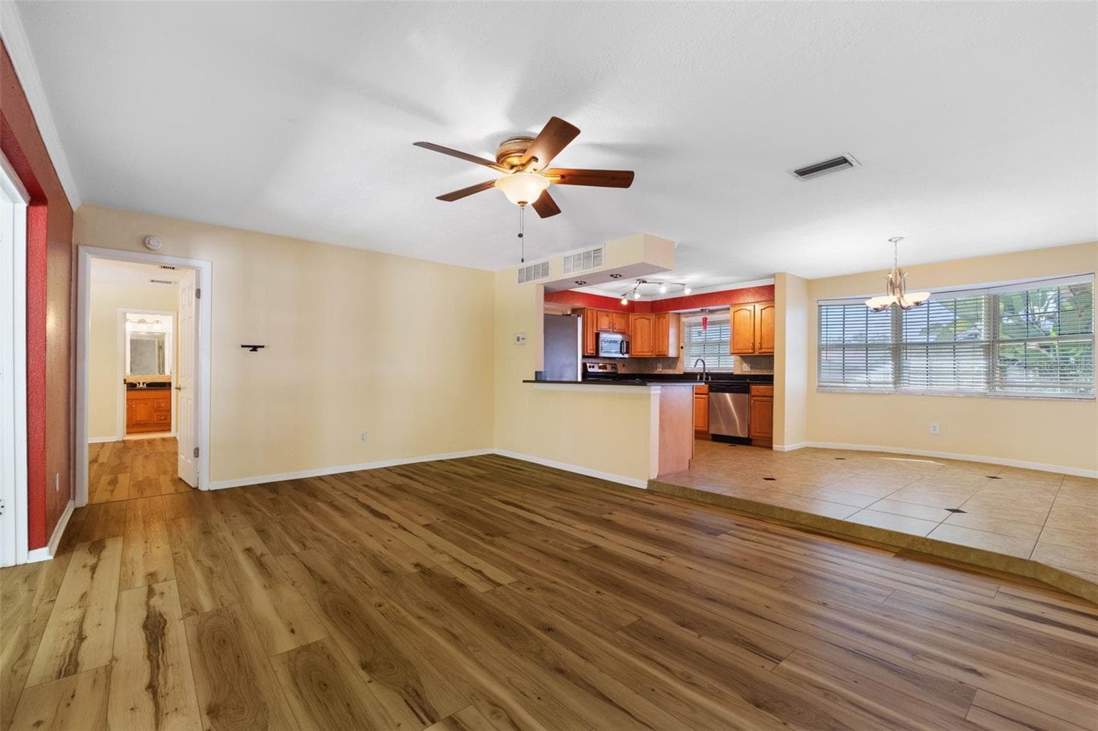 Single Family Residence at 14331 APACHE AVE, LARGO, photo 15 of 45
