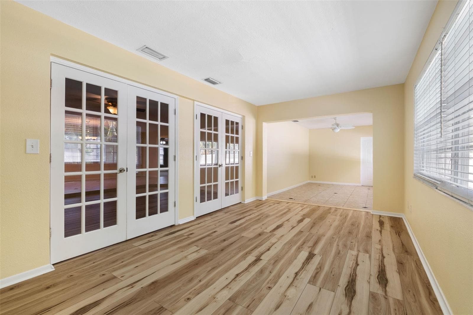 Single Family Residence at 14331 APACHE AVE, LARGO, photo 19 of 45