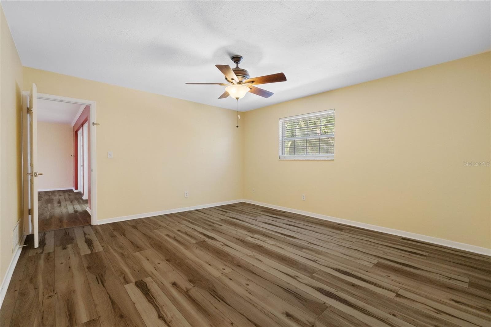 Single Family Residence at 14331 APACHE AVE, LARGO, photo 27 of 45
