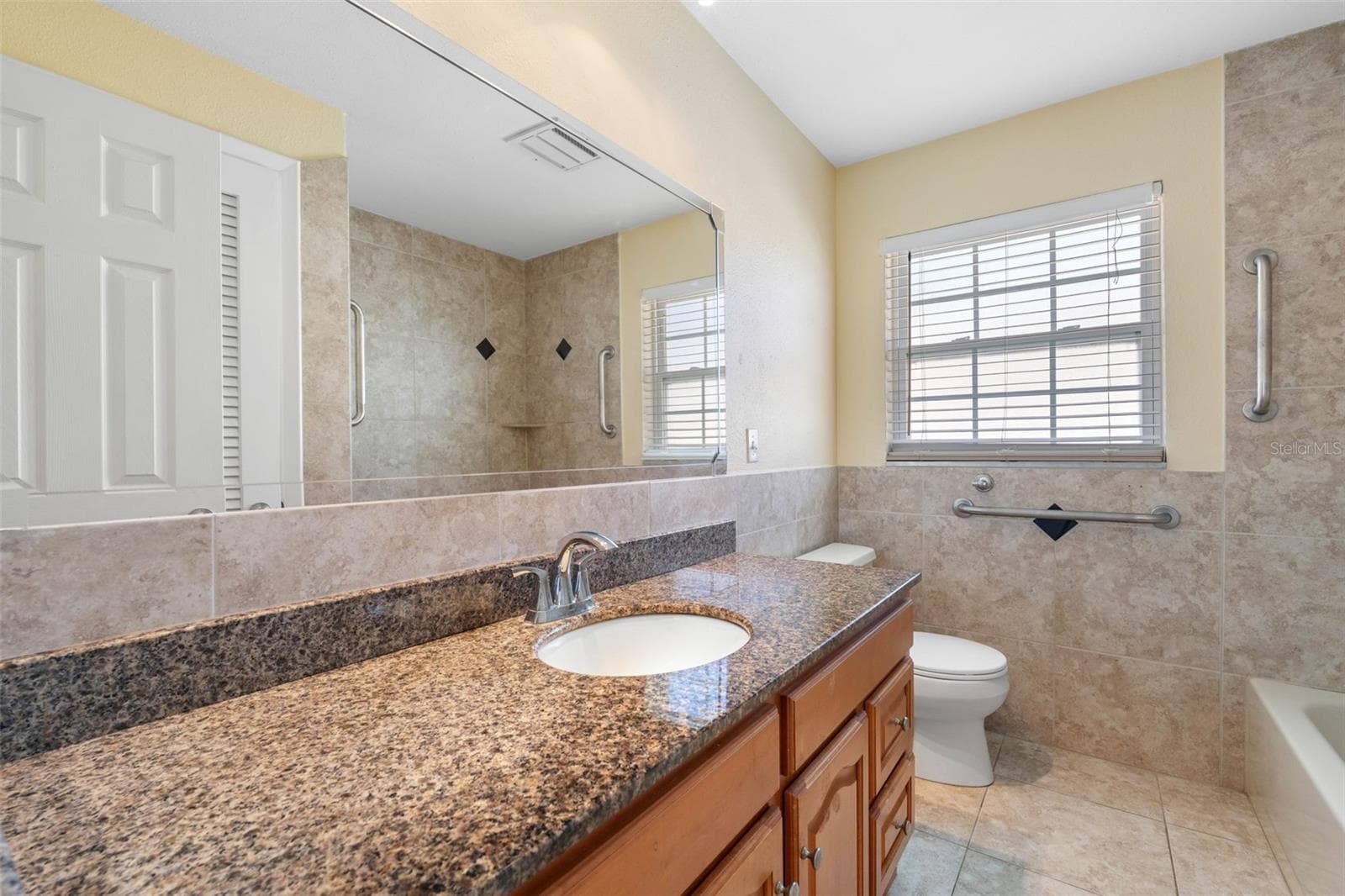 Single Family Residence at 14331 APACHE AVE, LARGO, photo 34 of 45