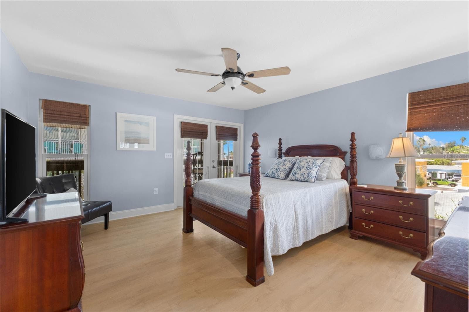 Single Family Residence at 15394 2ND ST E, MADEIRA BEACH, photo 19 of 58