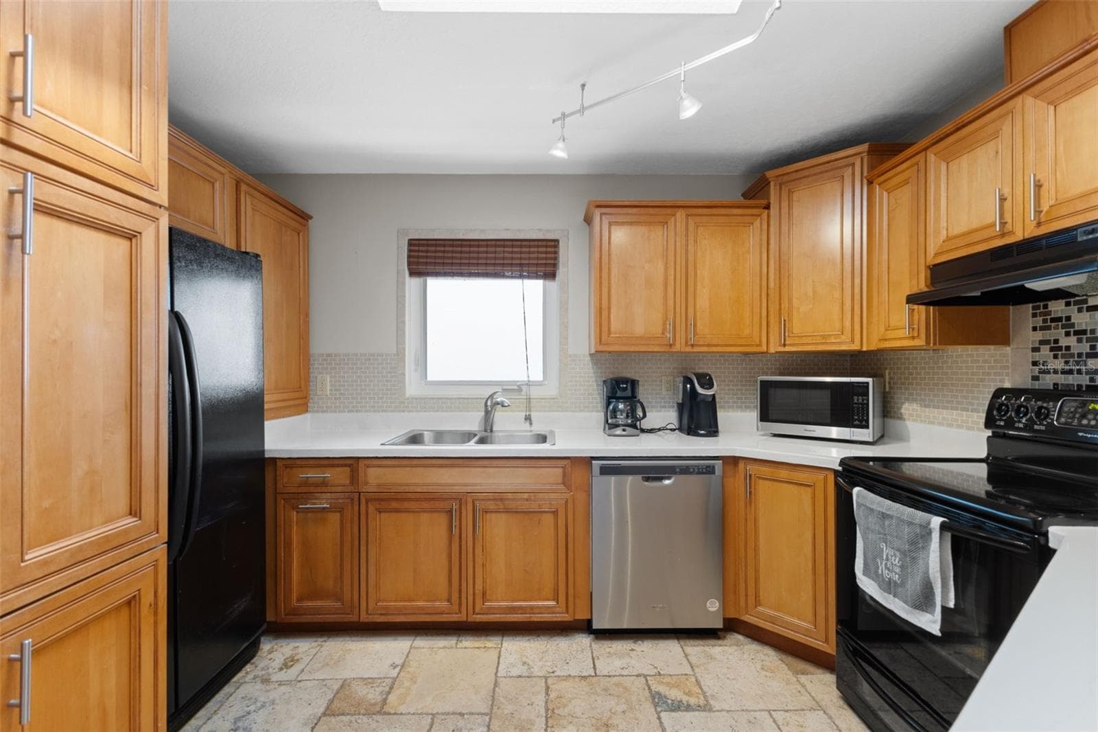 Single Family Residence at 15394 2ND ST E, MADEIRA BEACH, photo 22 of 58