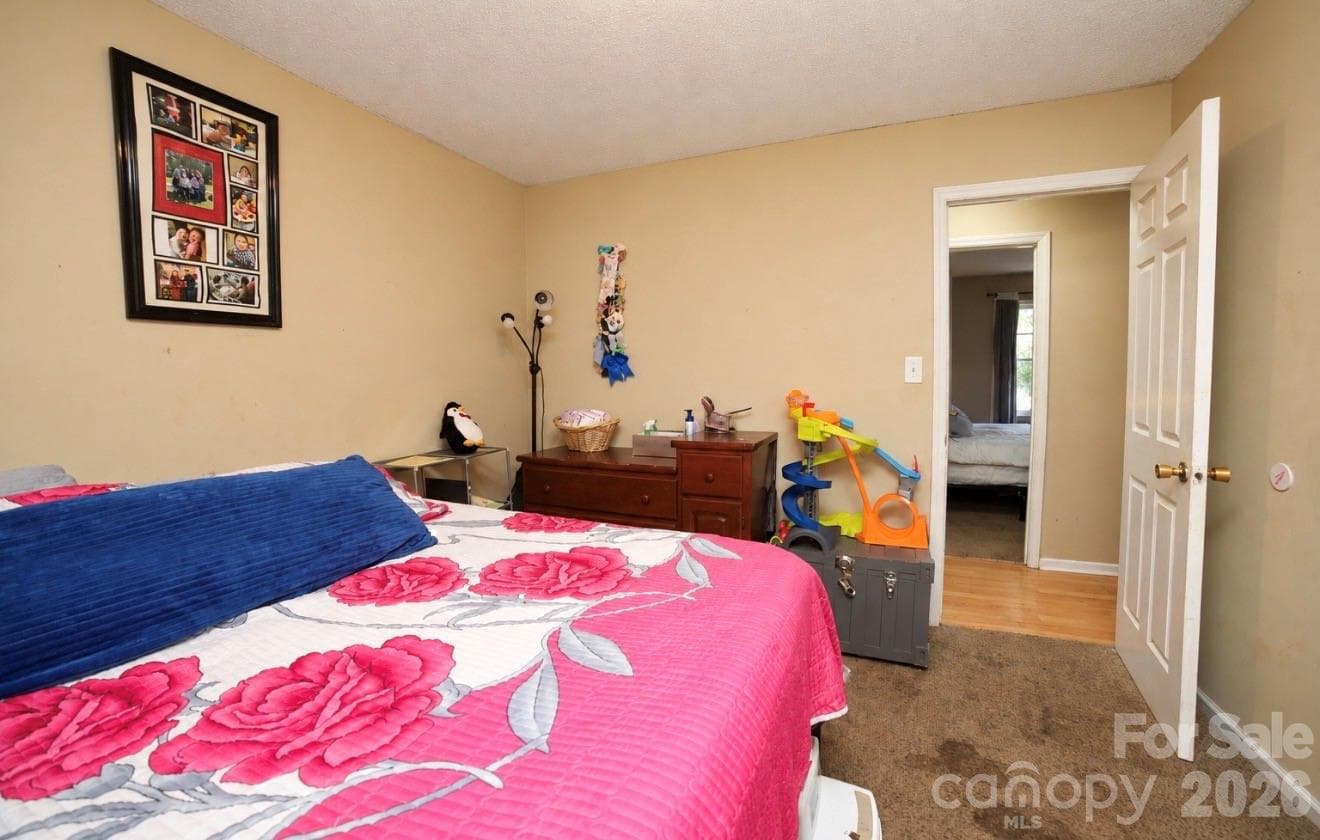 Single Family Residence at 712 Edgehill Drive, Monroe, photo 7 of 11