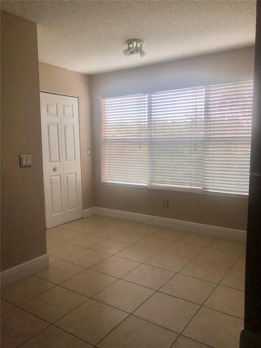 Condominium at 5128 CONROY RD #718, ORLANDO, photo 13 of 28