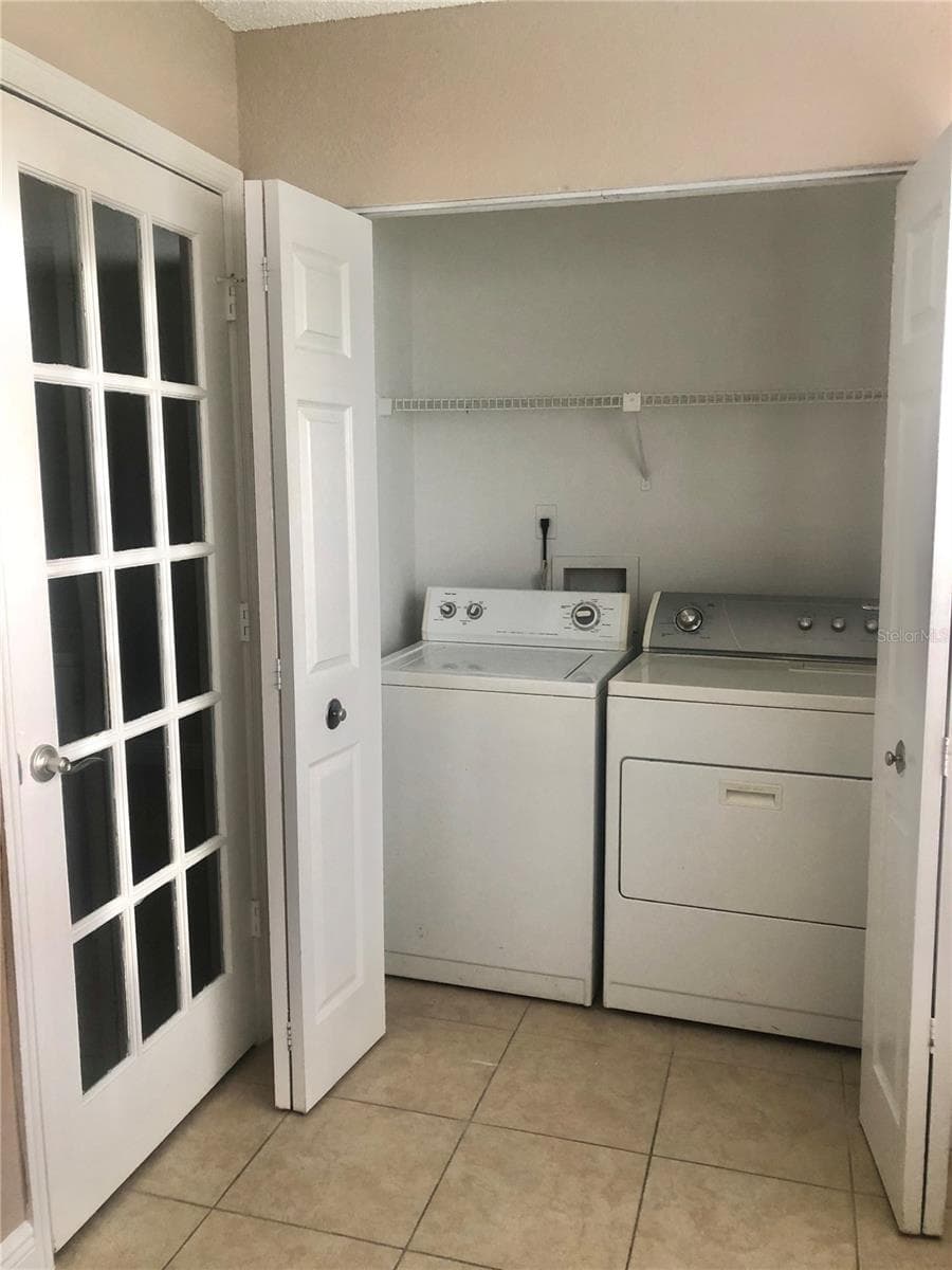 Condominium at 5128 CONROY RD #718, ORLANDO, photo 14 of 28