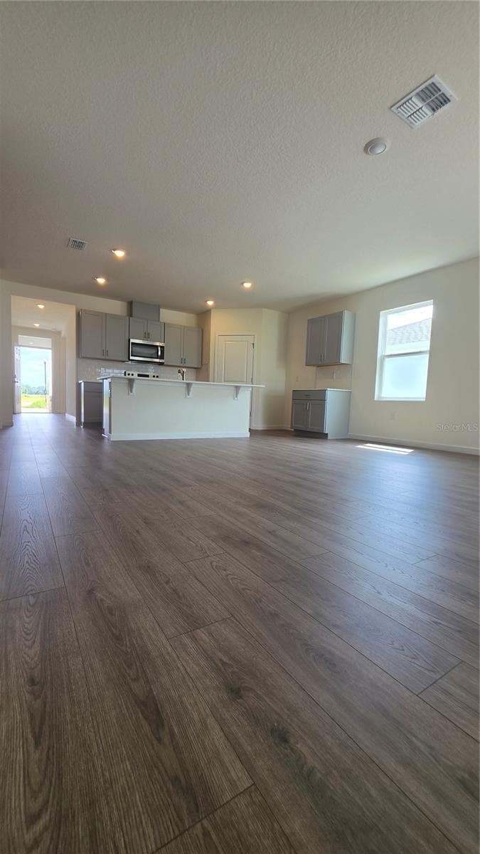 Single Family Residence at 5857 COOL SPRING CV, ST CLOUD, photo 3 of 17