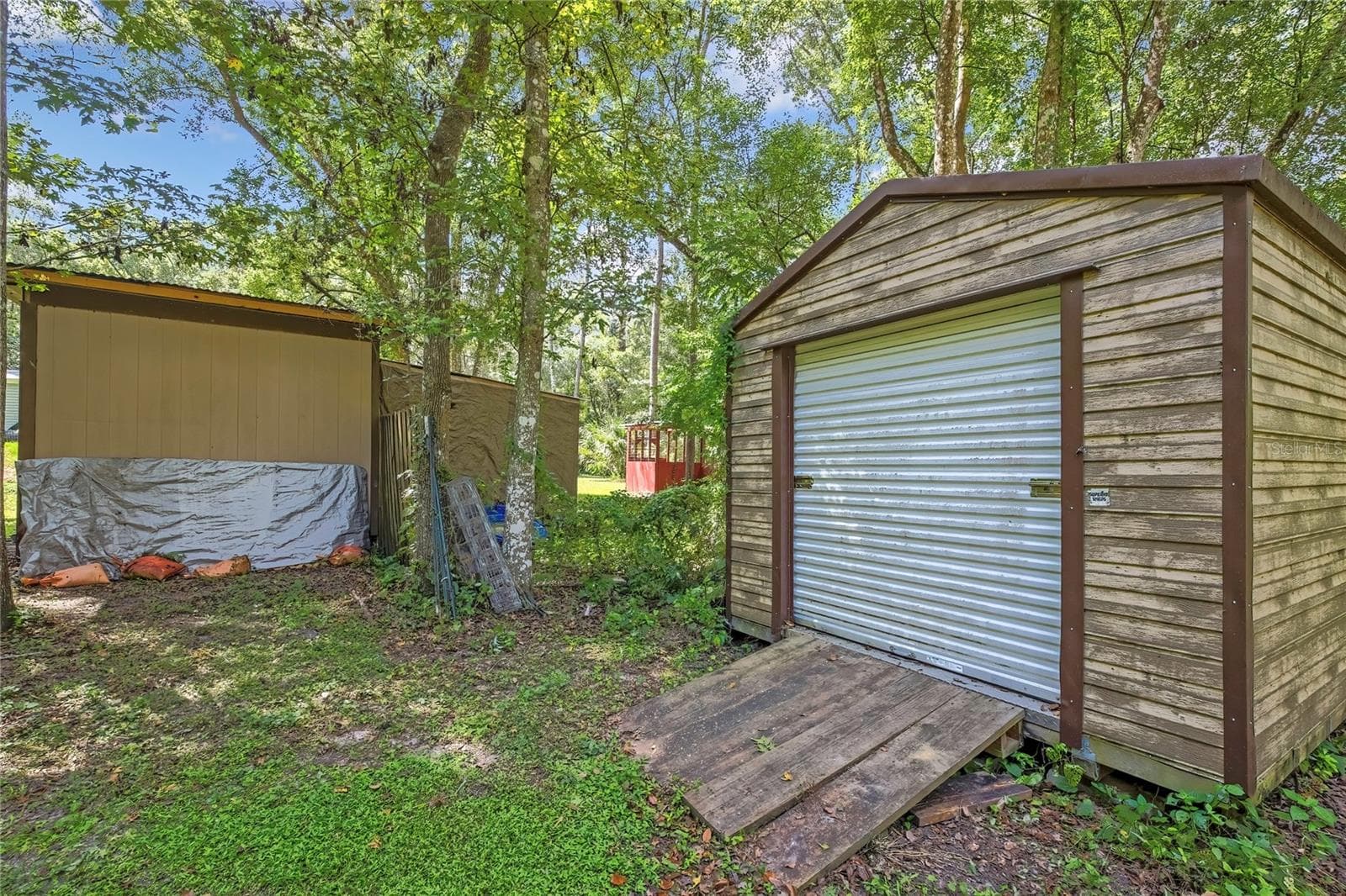 Manufactured Home at 19995 MANECKE RD, BROOKSVILLE, photo 13 of 25