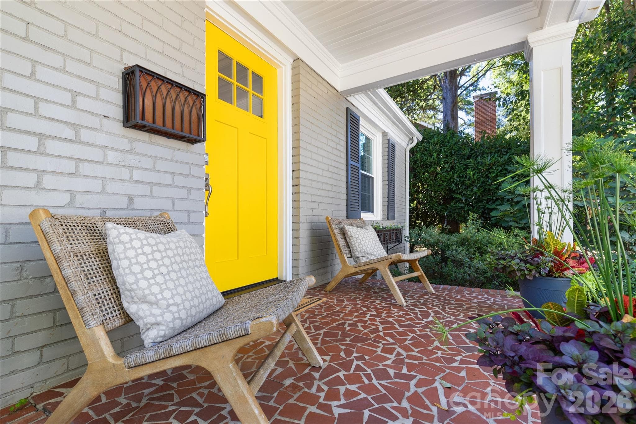 Front Porch - 2608 Shenandoah Avenue, Charlotte