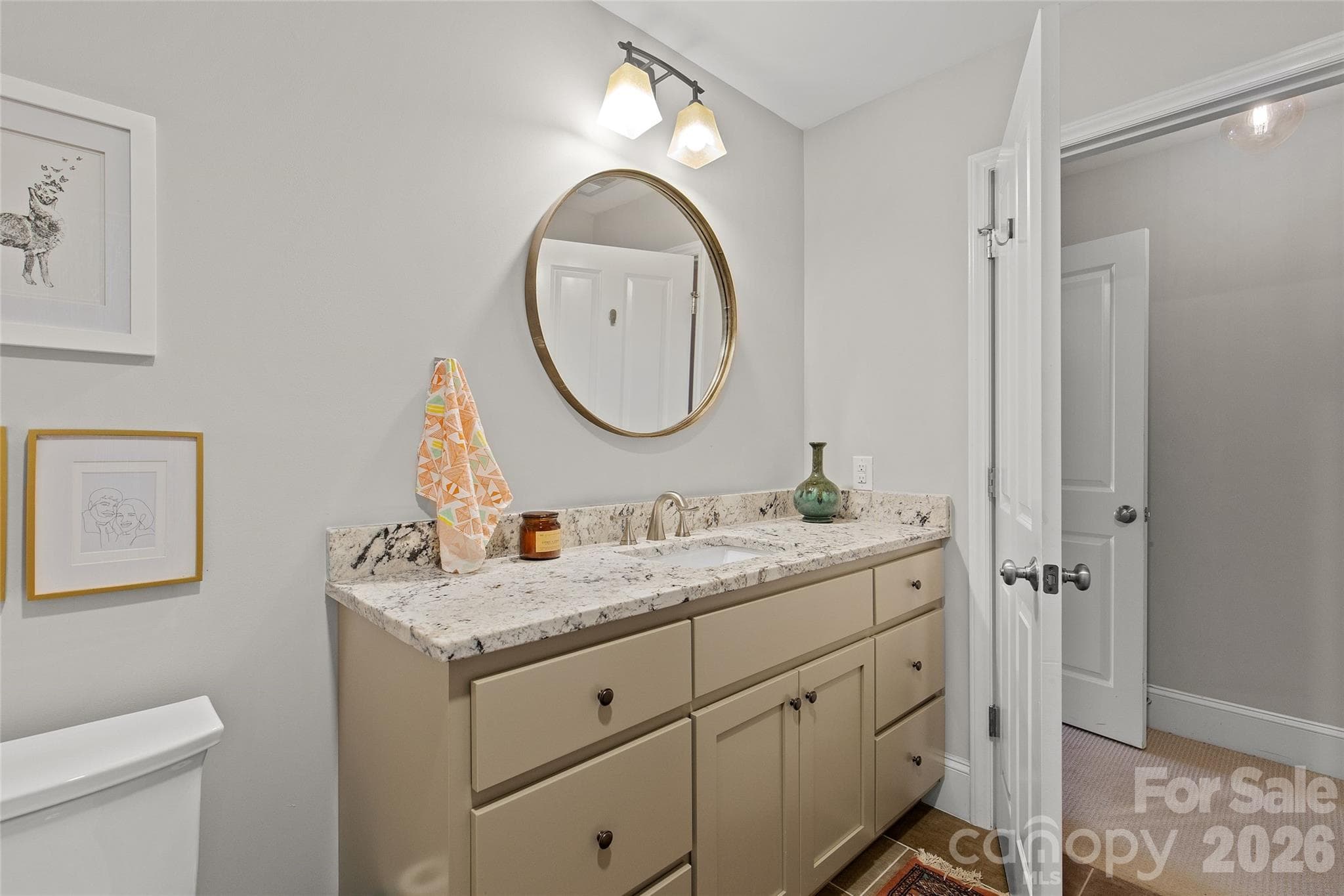Full Bathroom - 2608 Shenandoah Avenue, Charlotte
