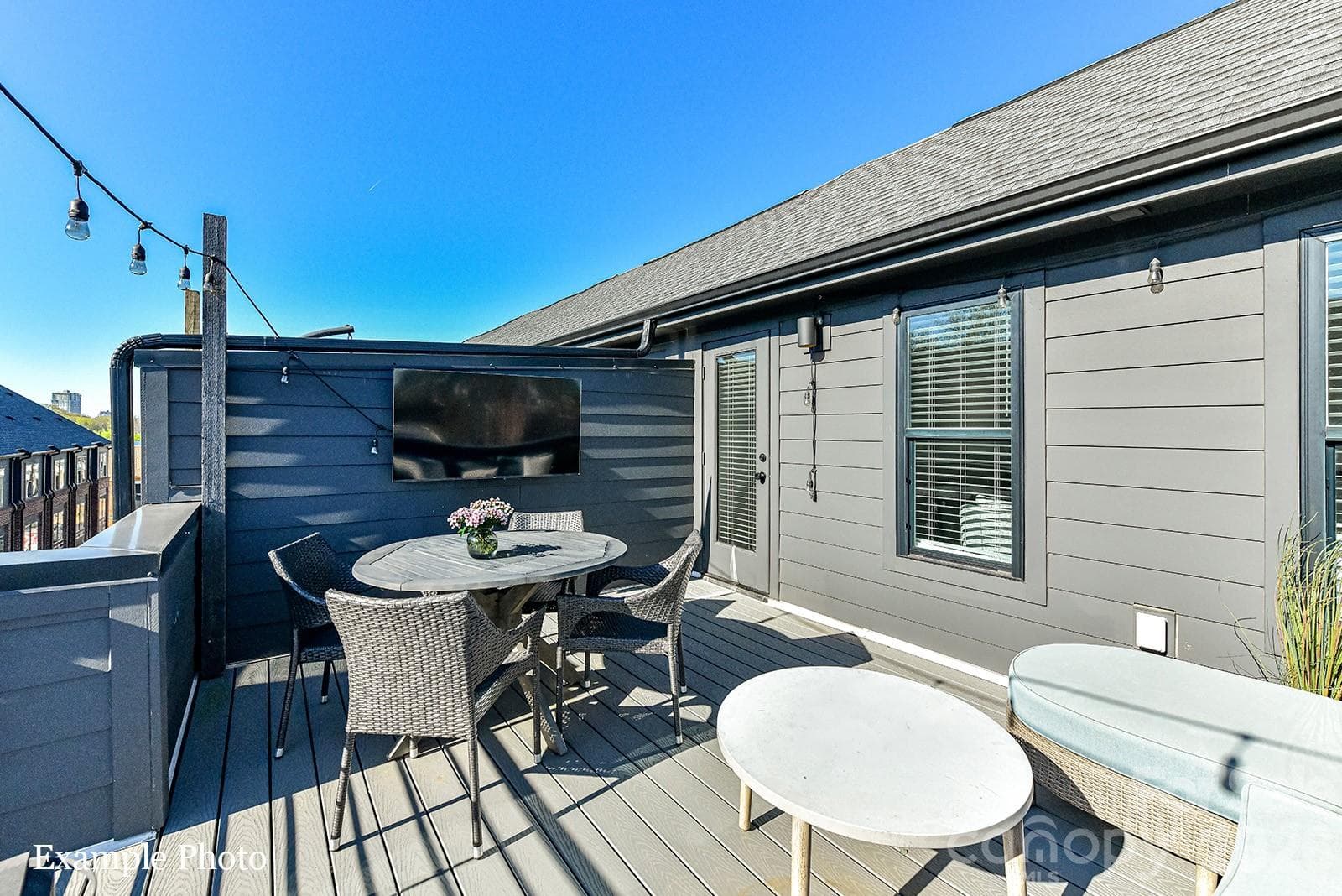 1135 Northend Drive