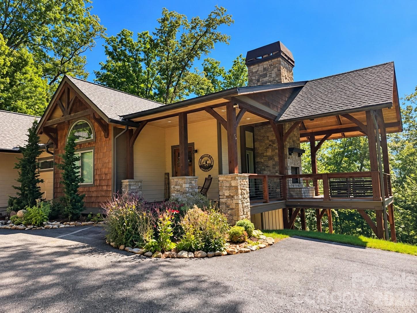Single Family Residence at 25 Finlaystone Trace, Waynesville, photo 2 of 32