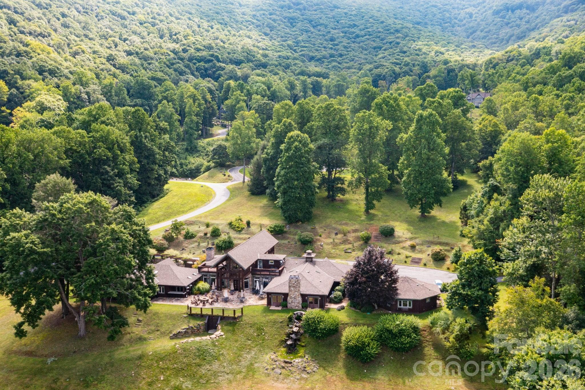 Front footage of clubhouse. - 25 Finlaystone Trace, Waynesville