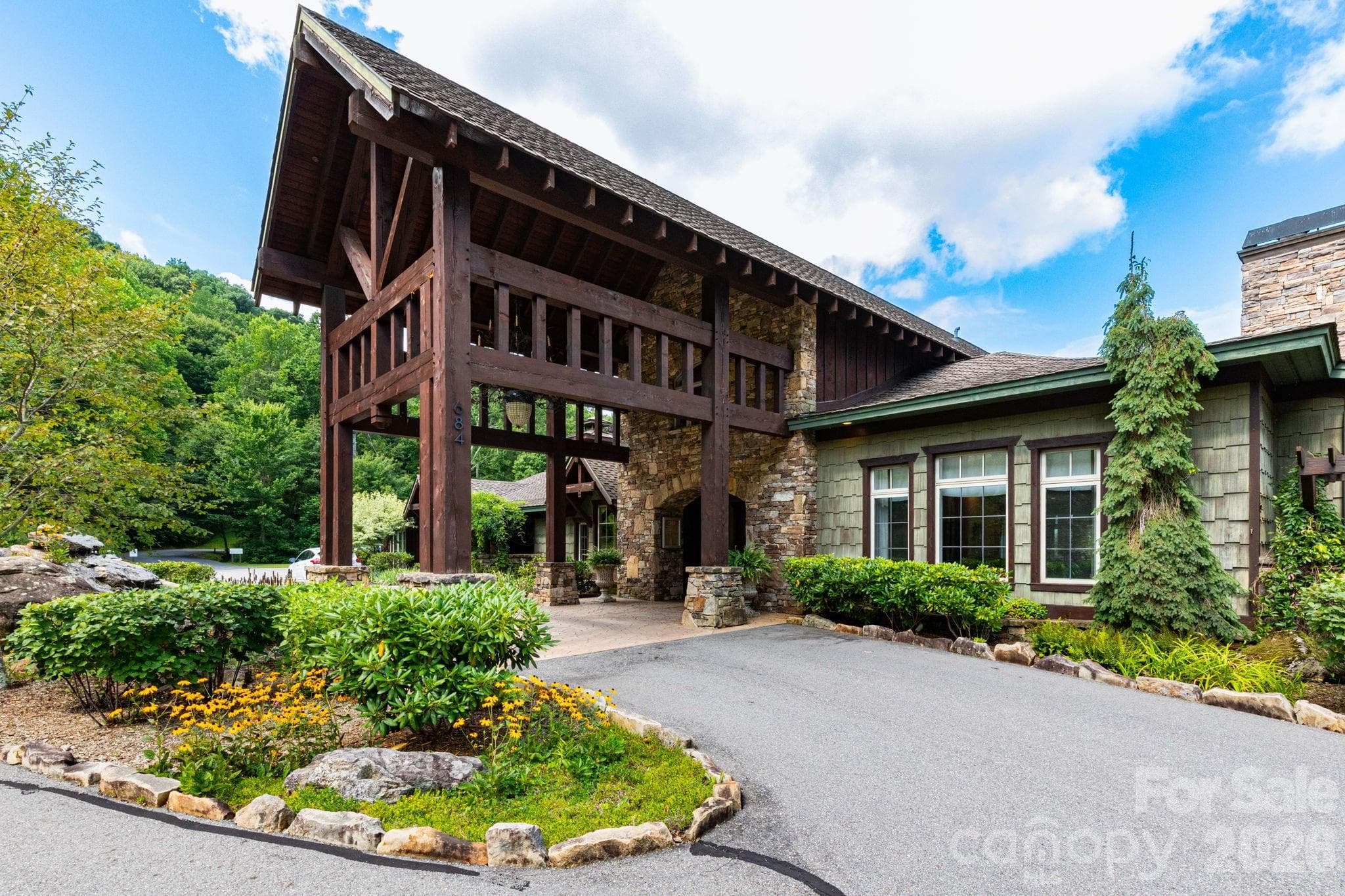 Entrance to clubhouse. - 25 Finlaystone Trace, Waynesville