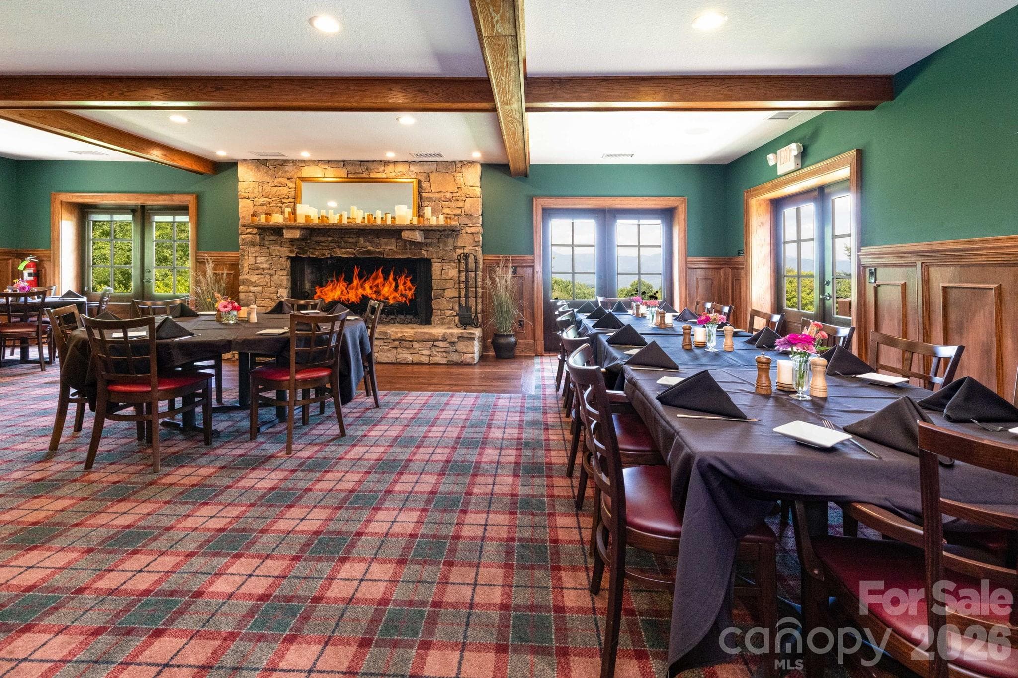 Restaurant. - 25 Finlaystone Trace, Waynesville