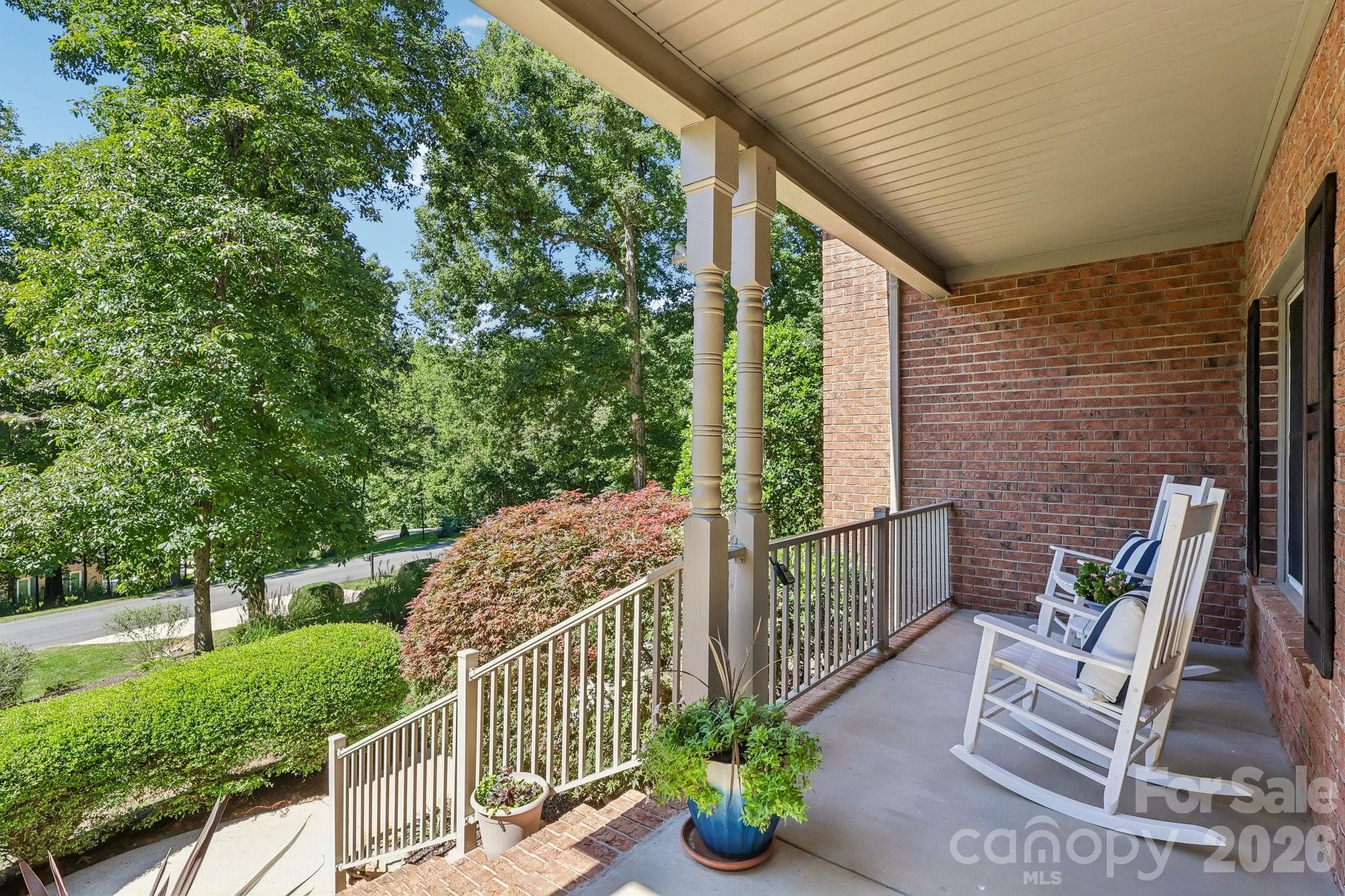 Single Family Residence at 5385 Stone Brook Court, Davidson, photo 2 of 41