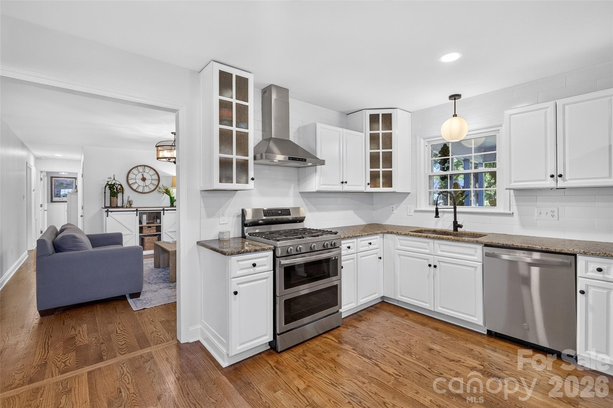 Plenty of beautiful cabinetry - 19916 Floral Lane, Cornelius