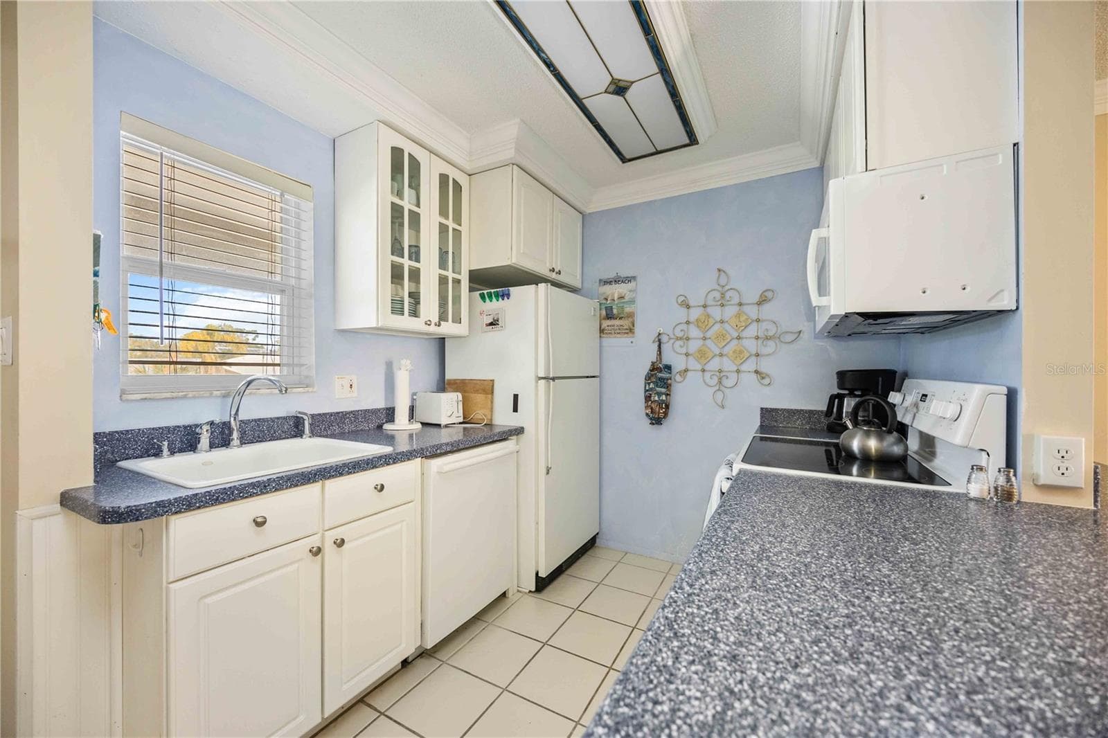 Condo - Hotel at 5673 MIDNIGHT PASS RD #202, SARASOTA, photo 7 of 30