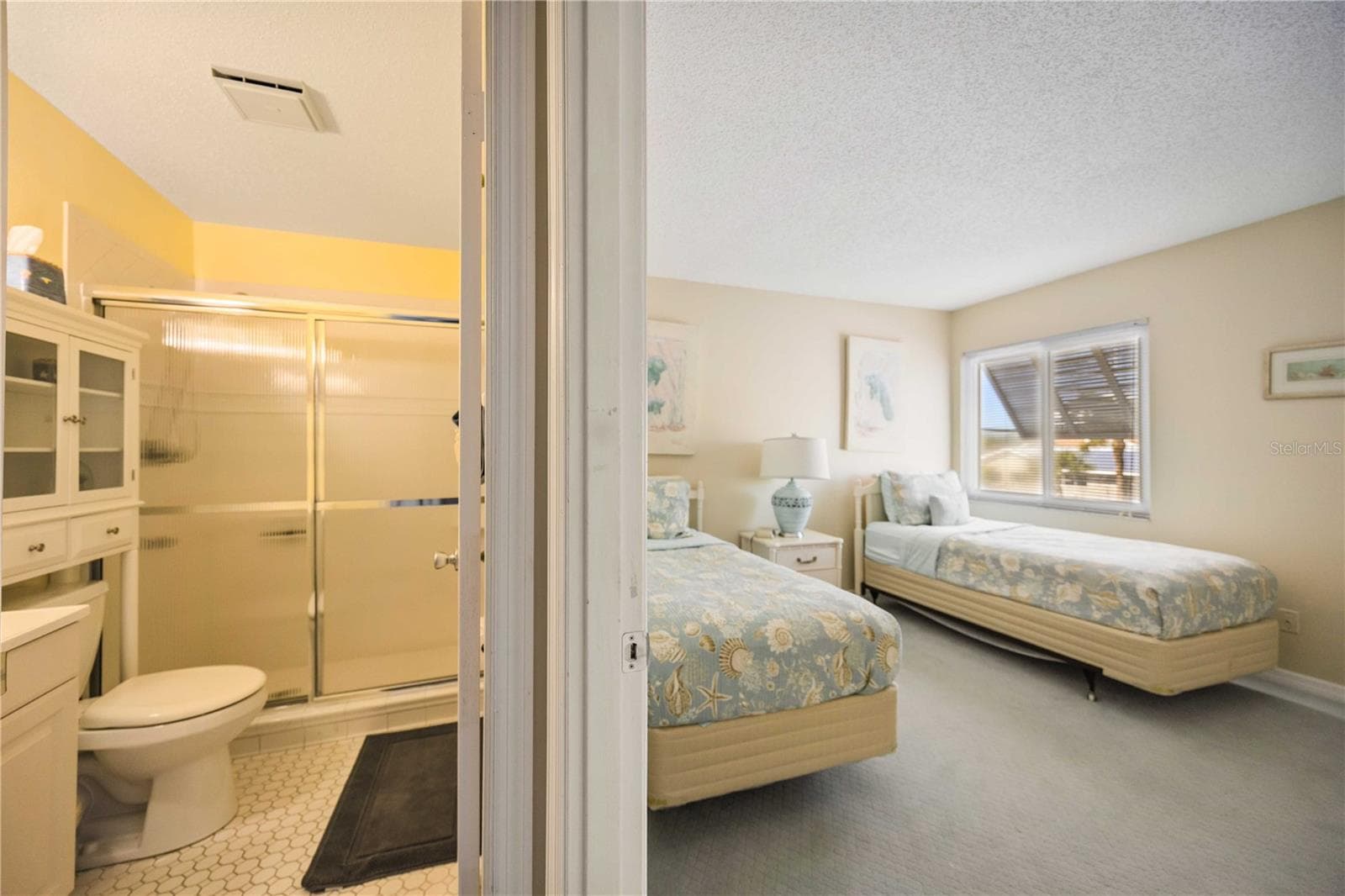 Condo - Hotel at 5673 MIDNIGHT PASS RD #202, SARASOTA, photo 11 of 30