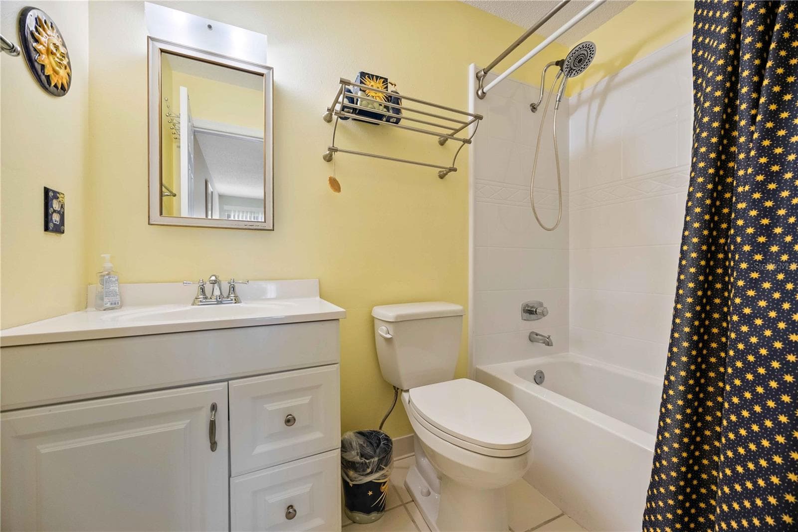 Condo - Hotel at 5673 MIDNIGHT PASS RD #202, SARASOTA, photo 16 of 30