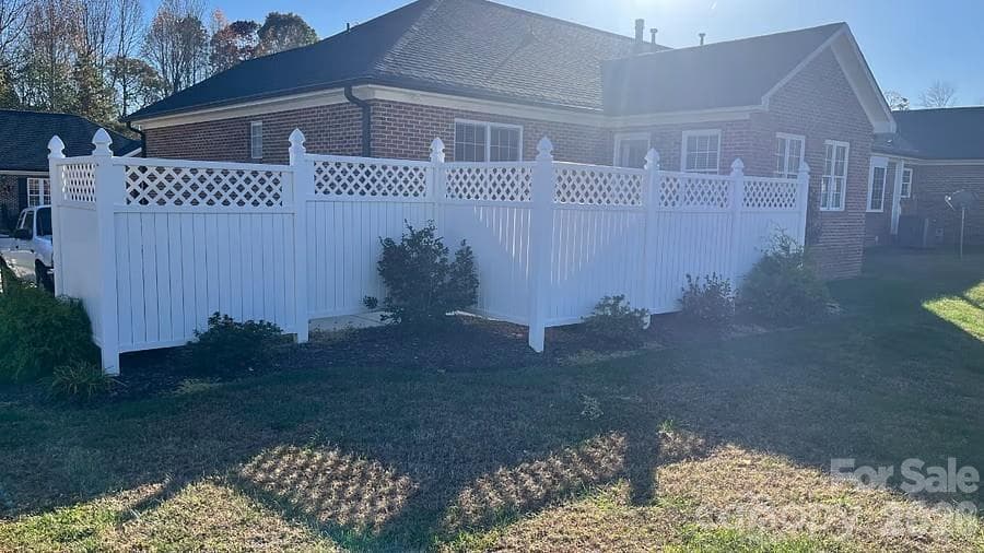 Condominium at 570 Queen Brogan Court, Gastonia, photo 7 of 35