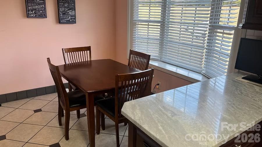 Condominium at 570 Queen Brogan Court, Gastonia, photo 17 of 35