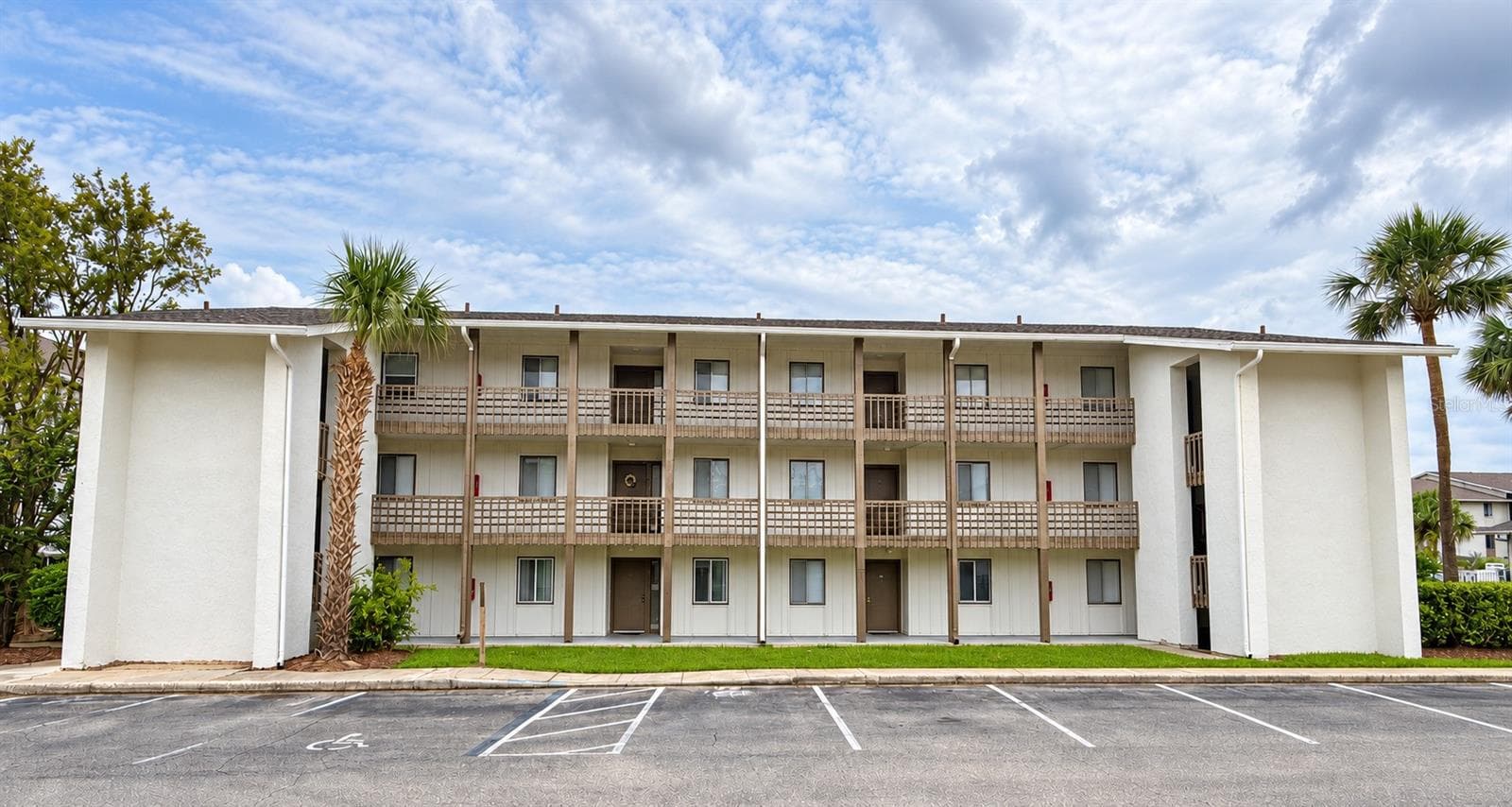 6519 W NEWBERRY RD #305