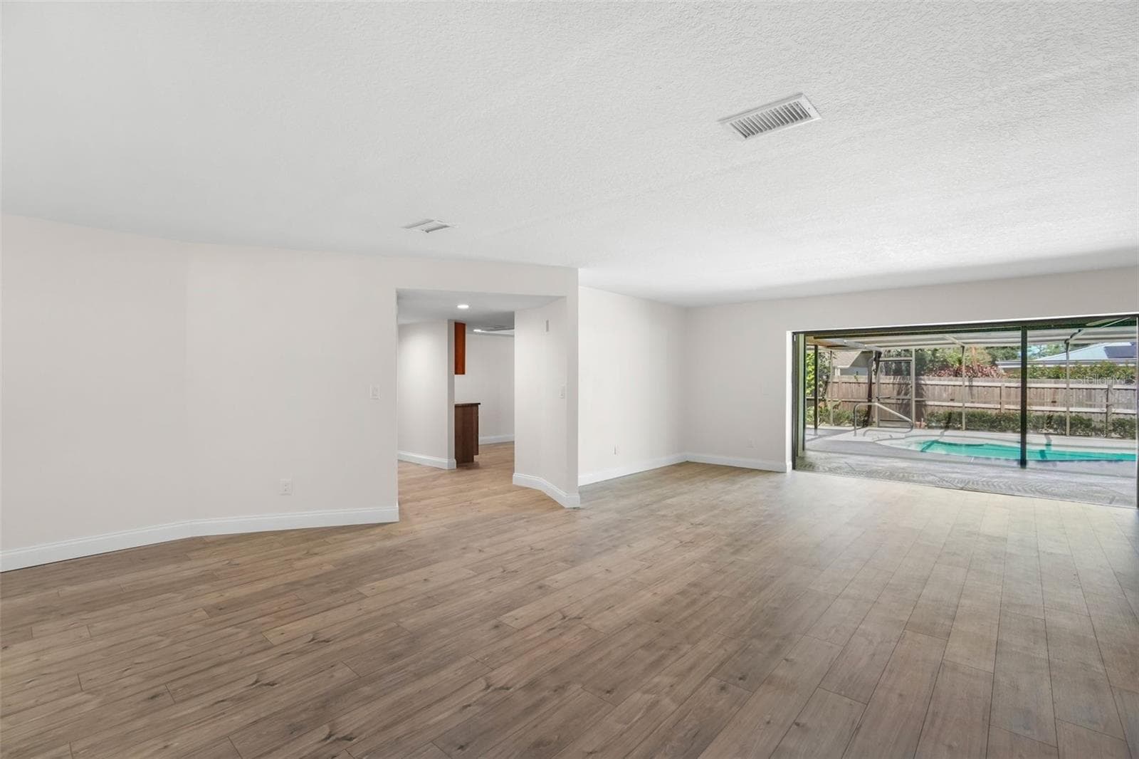 Single Family Residence at 2893 ROLLINGWOOD CT, CLEARWATER, photo 10 of 40