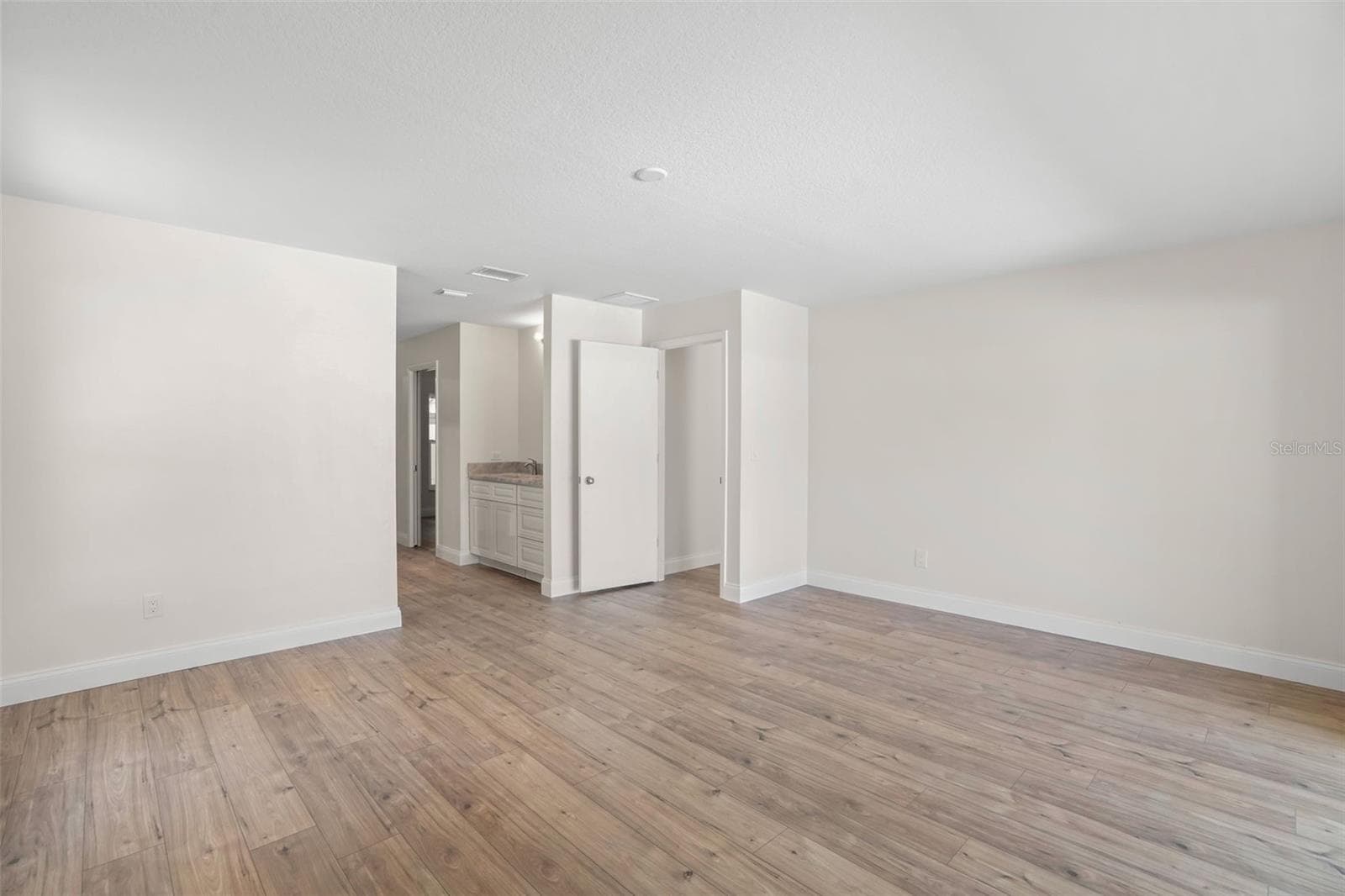 Master Bedroom - 2893 ROLLINGWOOD CT, CLEARWATER