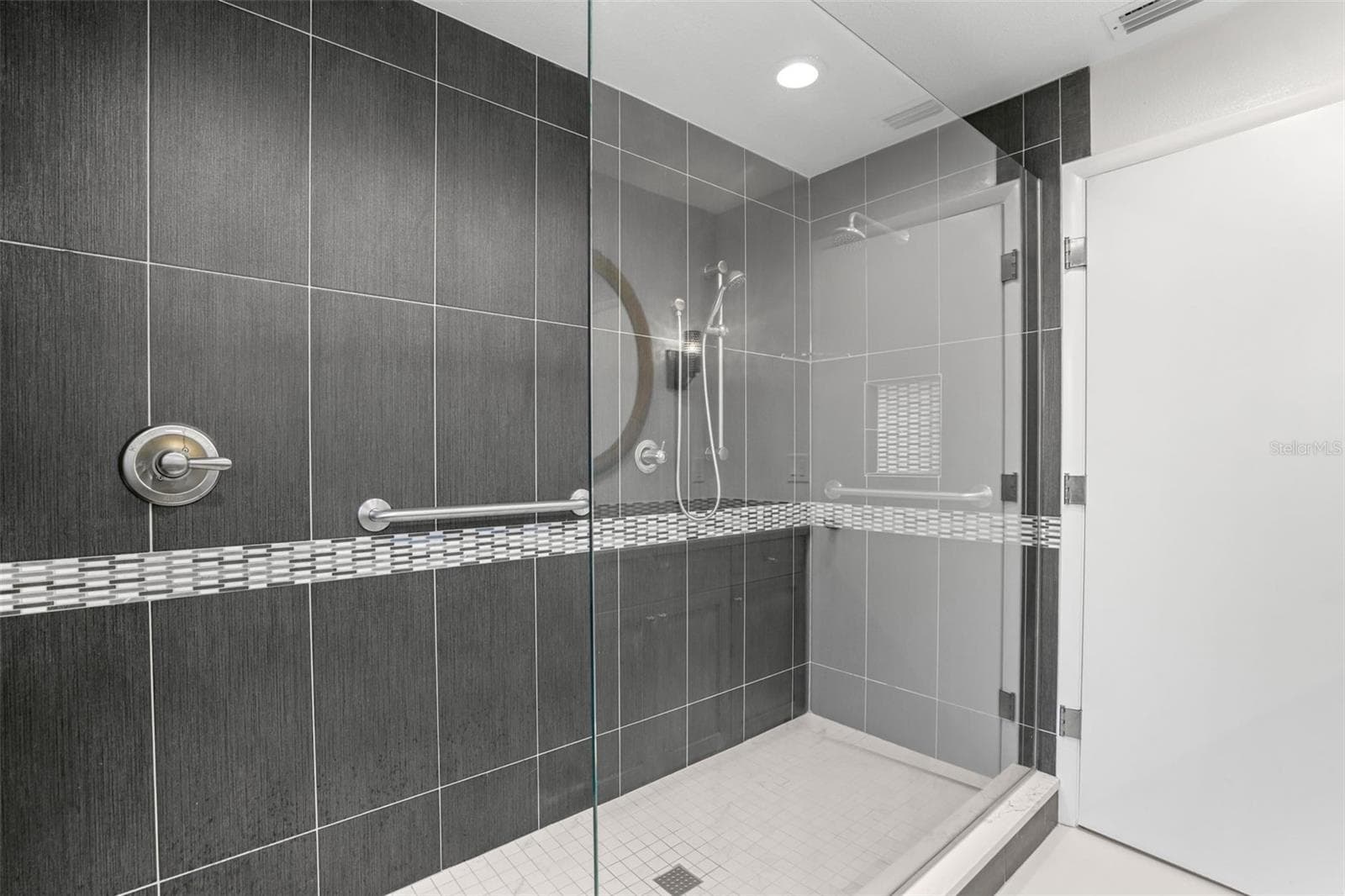 Bathroom 2 - 2893 ROLLINGWOOD CT, CLEARWATER