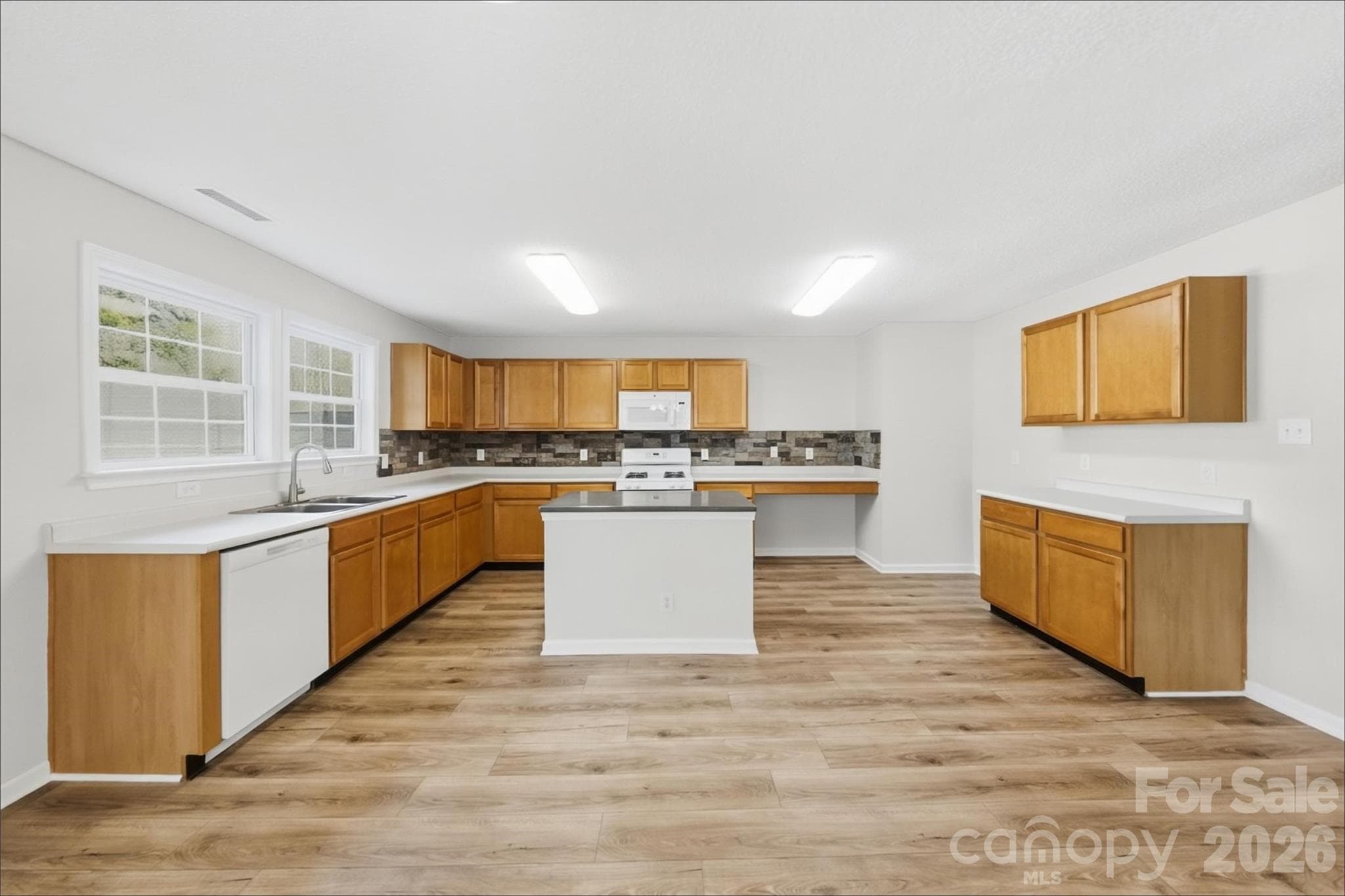 Single Family Residence at 837 Chastain Avenue, Concord, photo 5 of 17