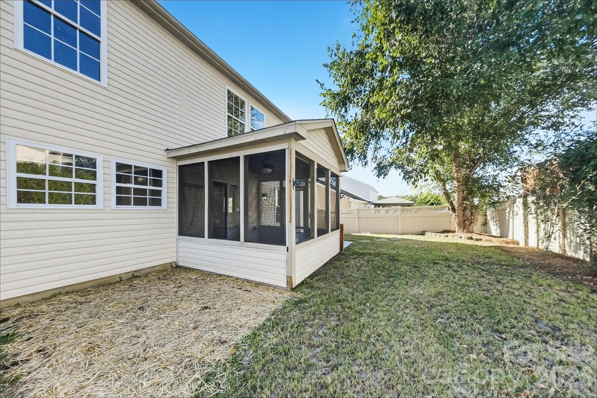 Single Family Residence at 837 Chastain Avenue, Concord, photo 17 of 17