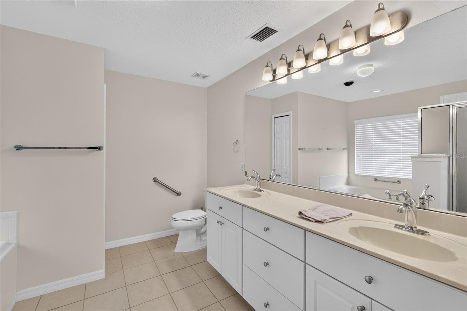 Single Family Residence at 4512 INVERNESS DR, LEESBURG, photo 29 of 70