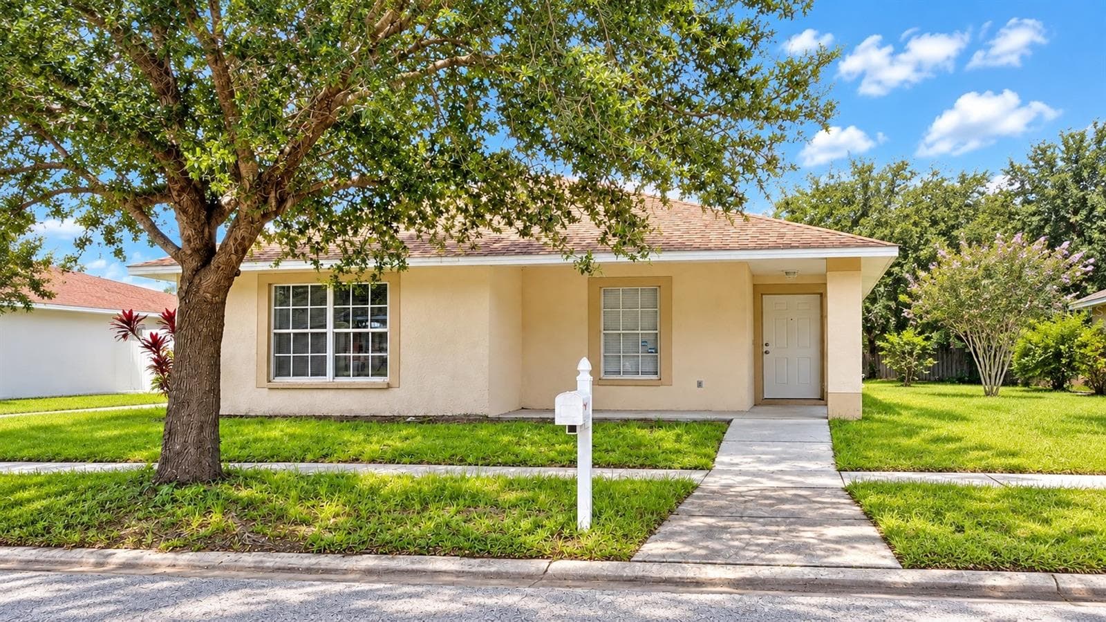 10328 SUMMERVIEW CIR
