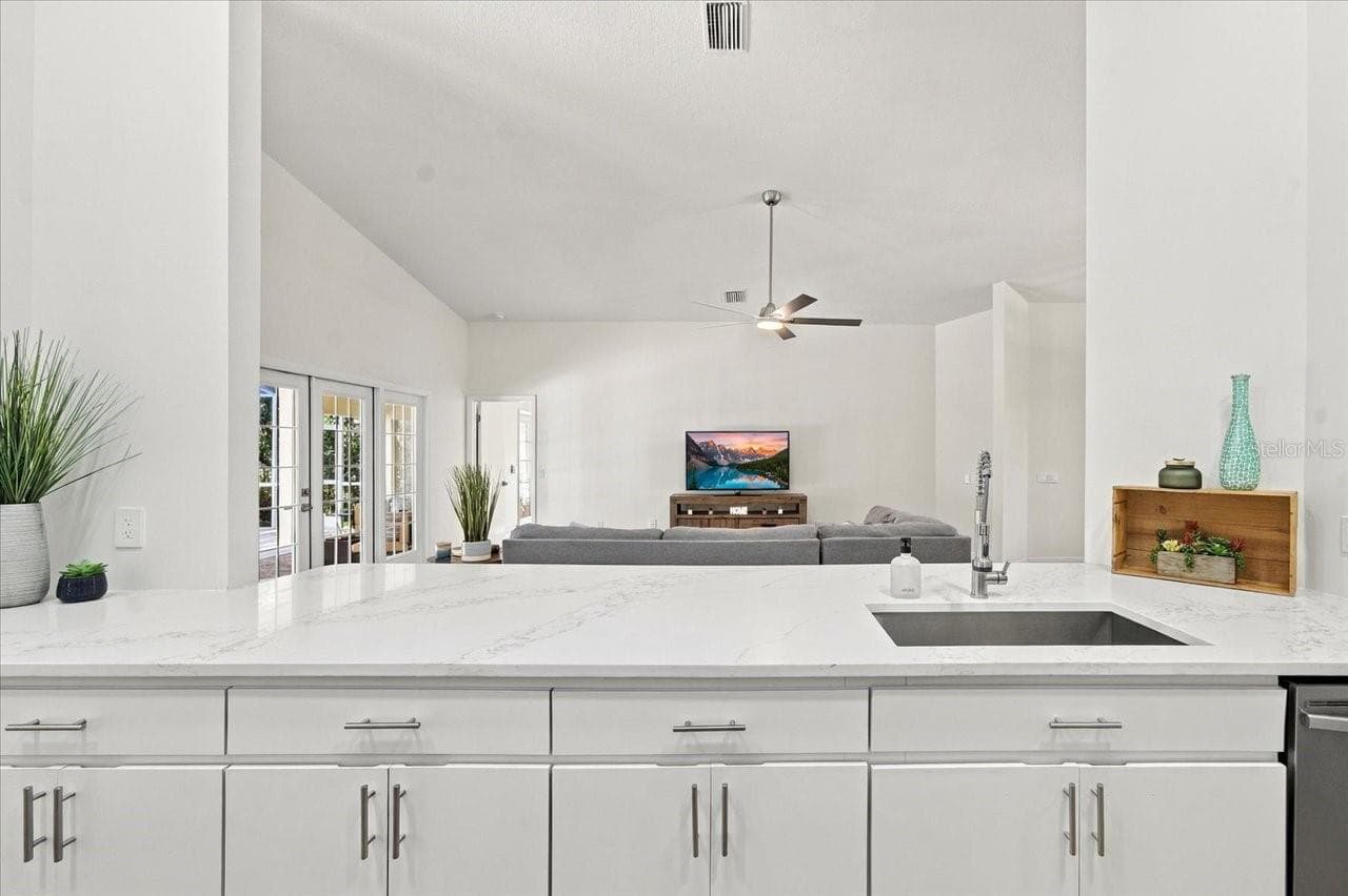 Single Family Residence at 18 DAHLIA CT S, HOMOSASSA, photo 19 of 56