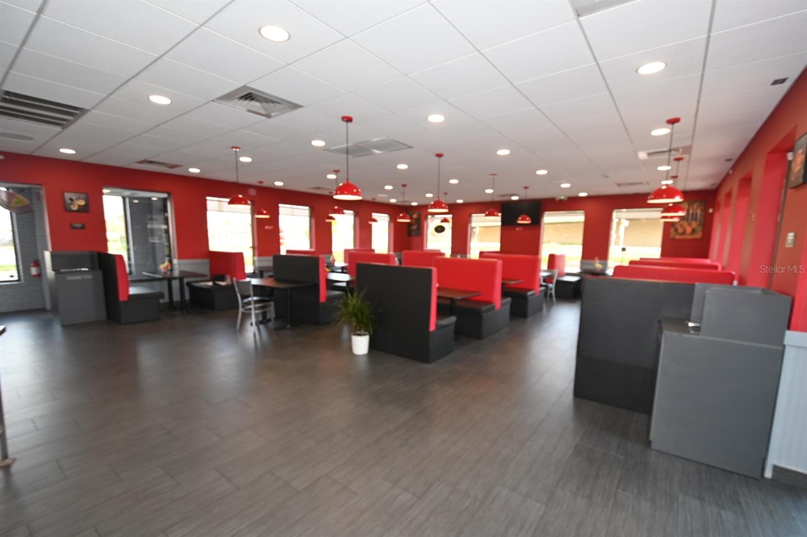 Restaurant at 3200 PARKWAY CENTER CT, ORLANDO, photo 8 of 81