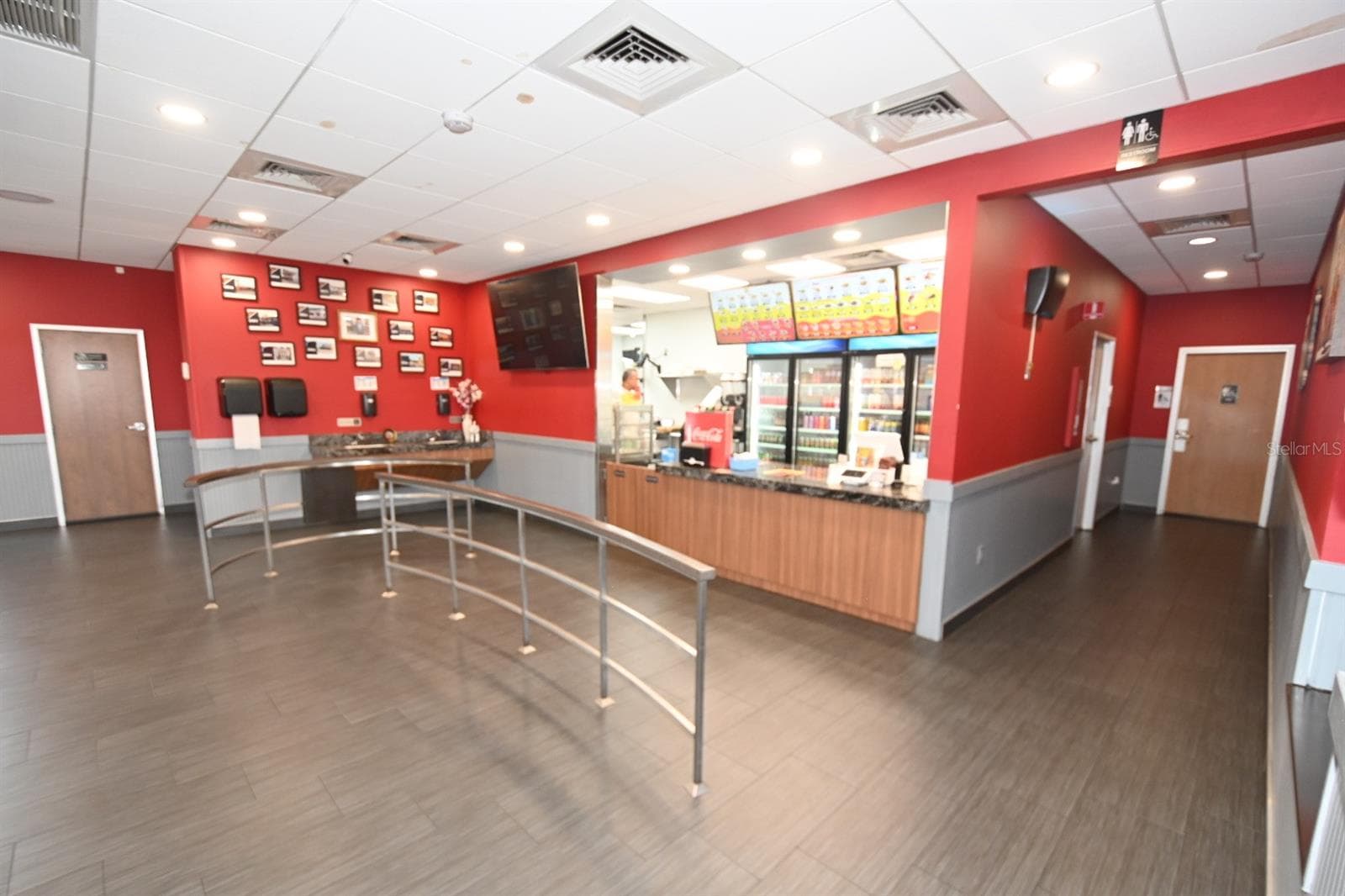 Restaurant at 3200 PARKWAY CENTER CT, ORLANDO, photo 11 of 81
