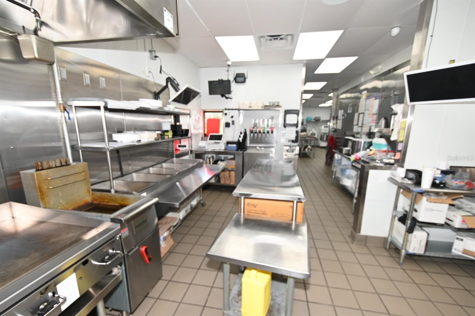 Restaurant at 3200 PARKWAY CENTER CT, ORLANDO, photo 33 of 81