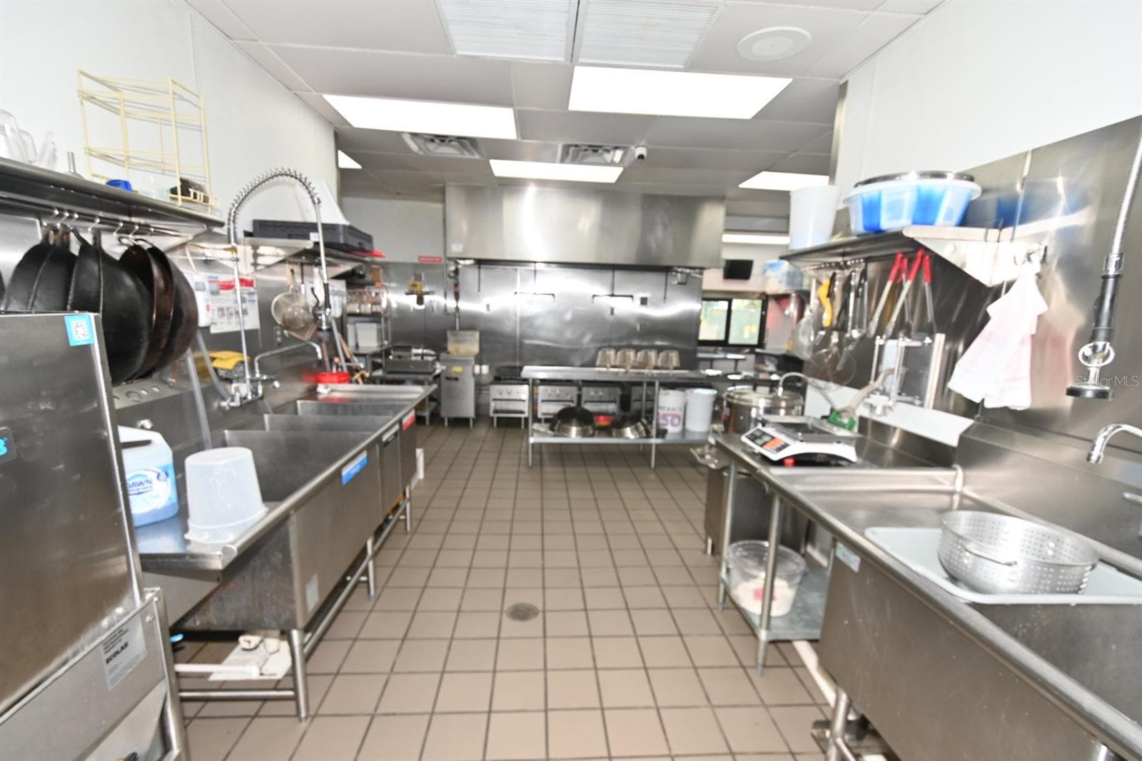 Restaurant at 3200 PARKWAY CENTER CT, ORLANDO, photo 55 of 81