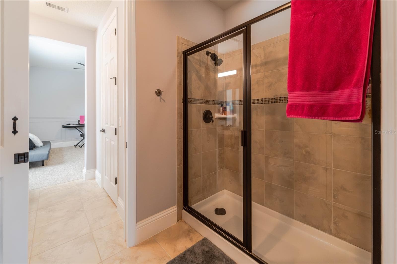 Single Family Residence at 9465 PRINCE HARRY DR, ORLANDO, photo 32 of 49