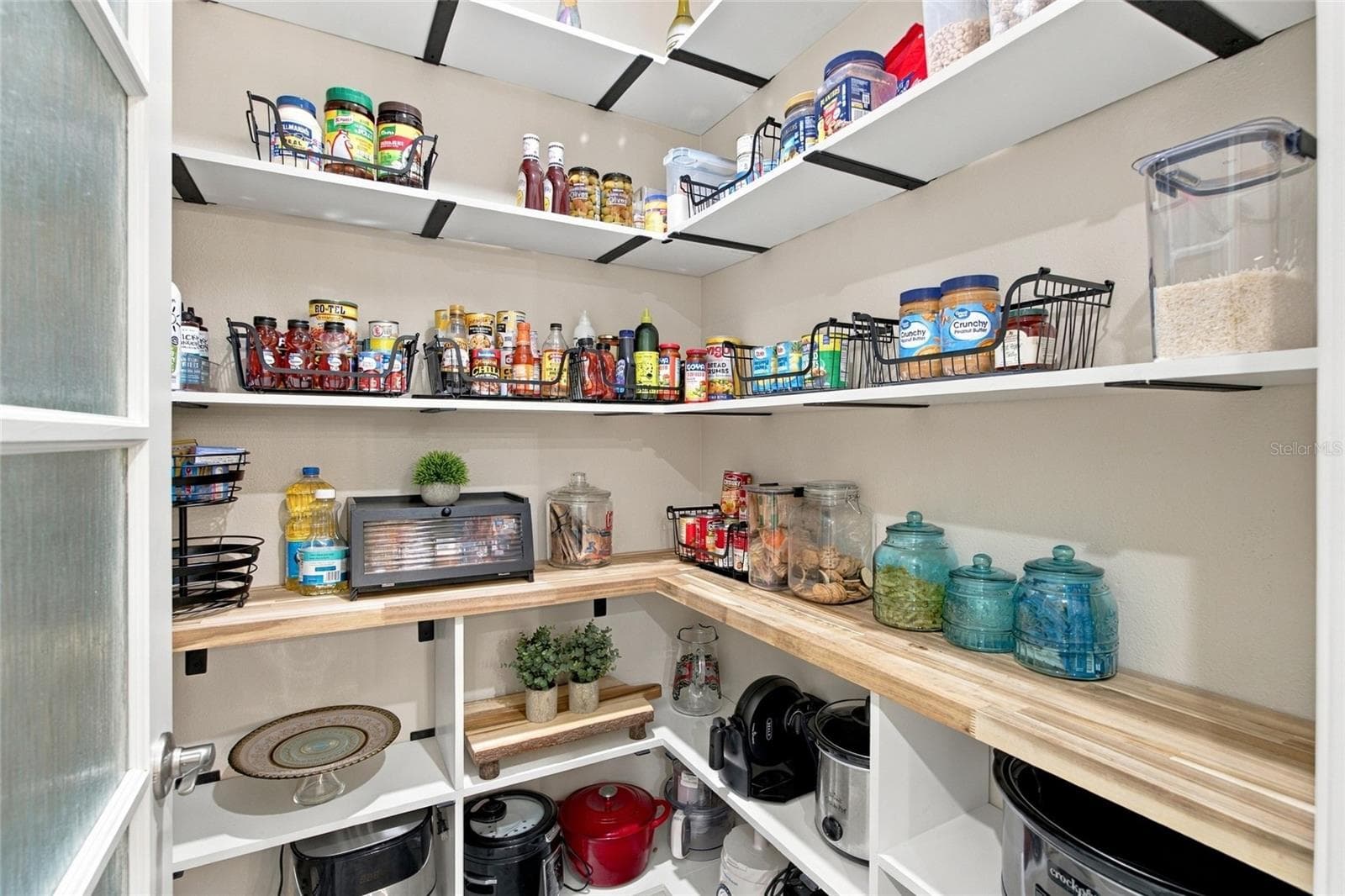 Large Walk-In Pantry - 7449 SEA MANATEE ST, PARRISH