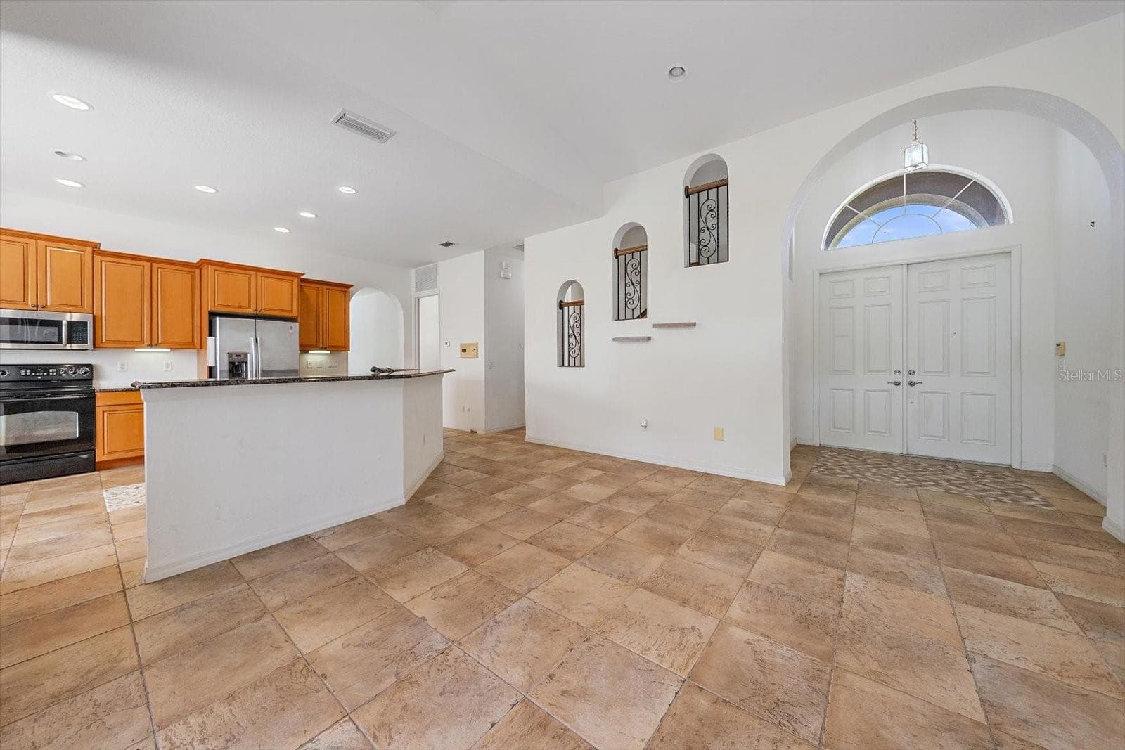 Single Family Residence at 6623 38TH LN E, SARASOTA, photo 5 of 40