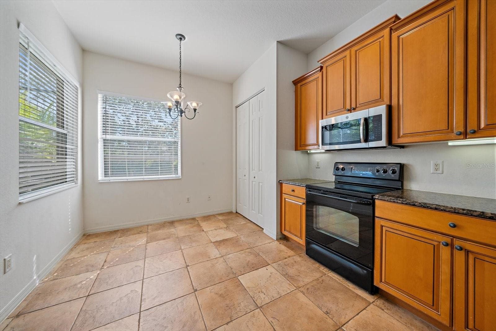Single Family Residence at 6623 38TH LN E, SARASOTA, photo 14 of 40