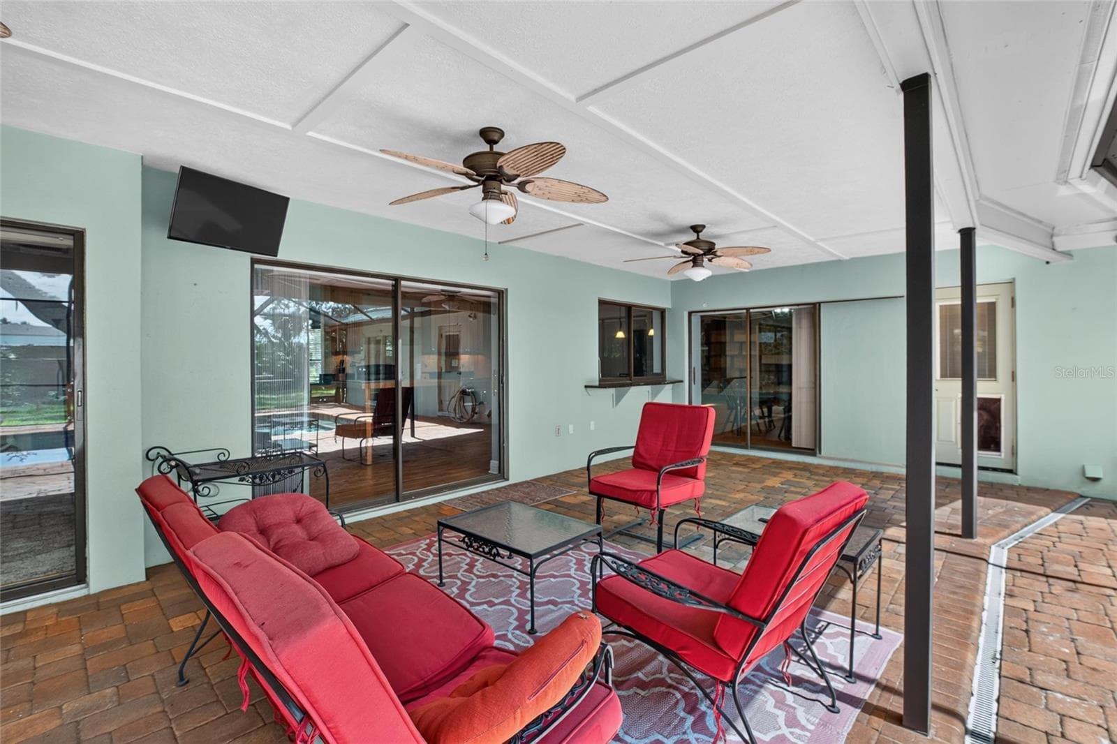 Single Family Residence at 3038 WISTER CIR, VALRICO, photo 42 of 63