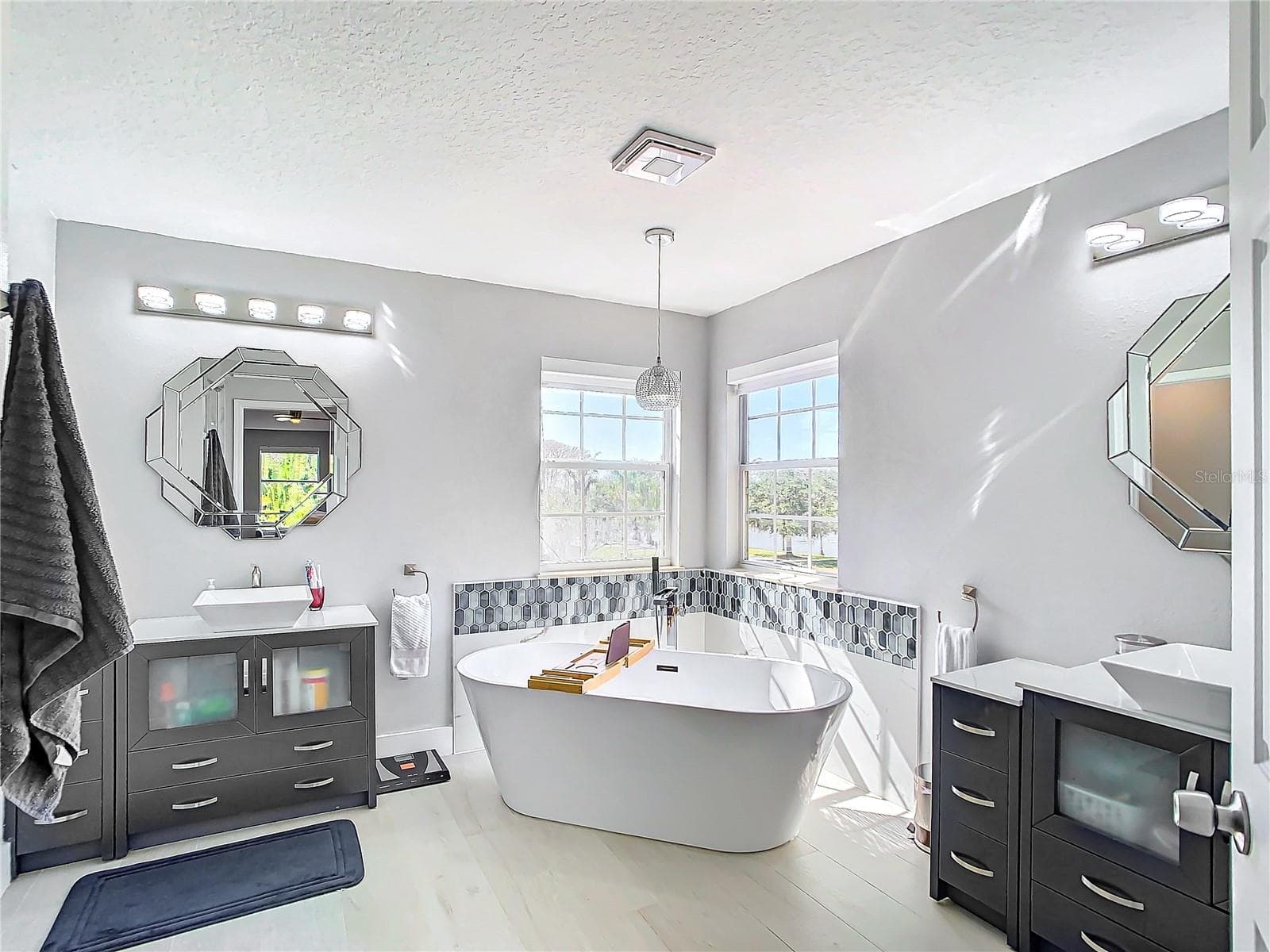 Single Family Residence at 10542 WITTENBERG WAY, ORLANDO, photo 8 of 26